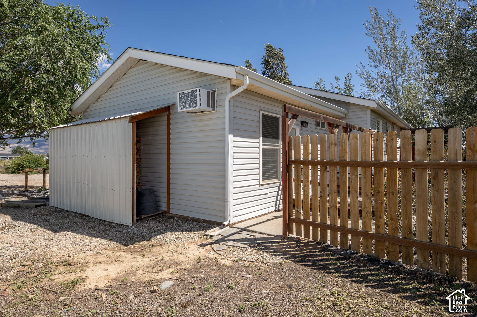 main property photo 56