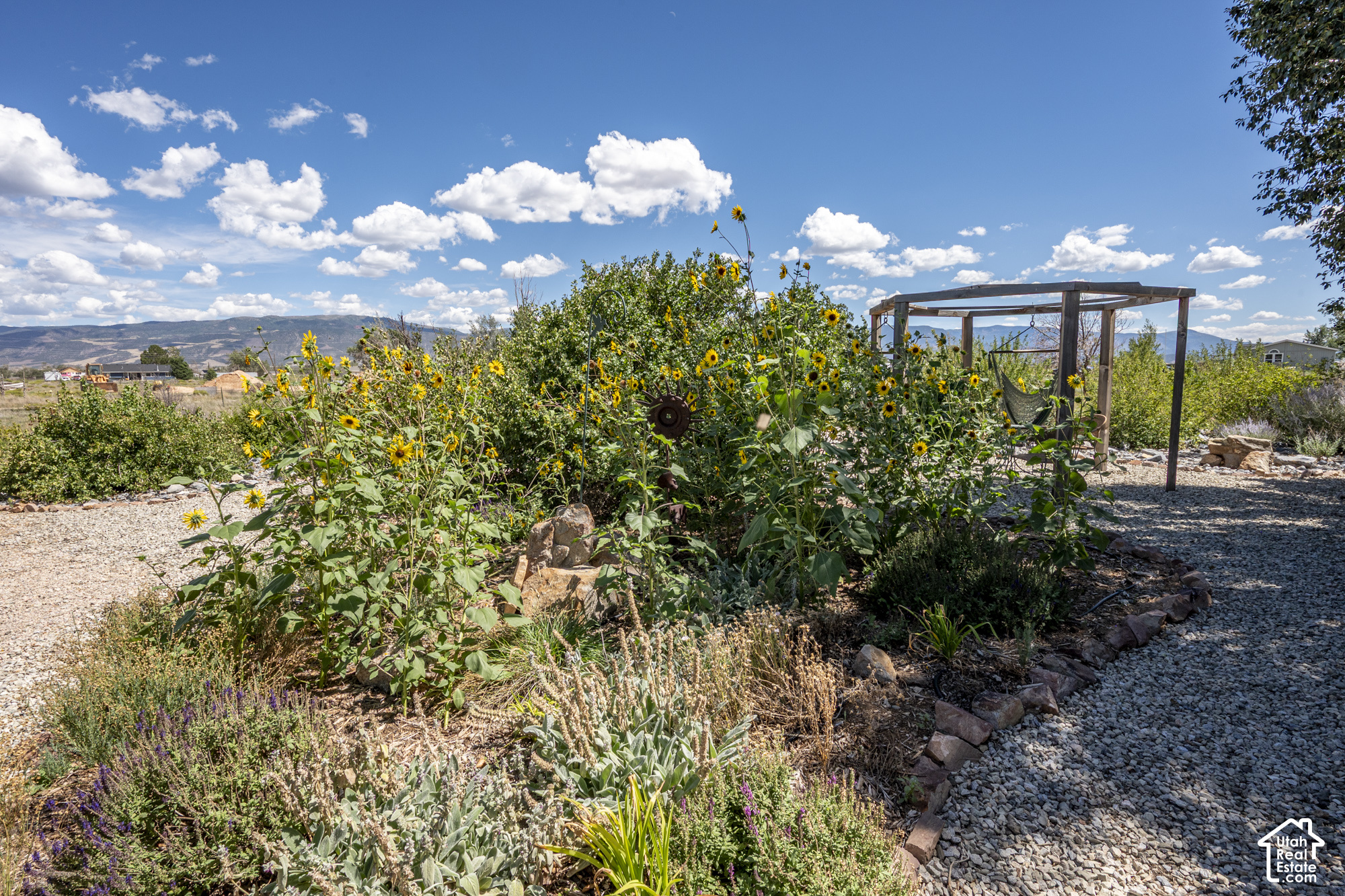 main property photo 77