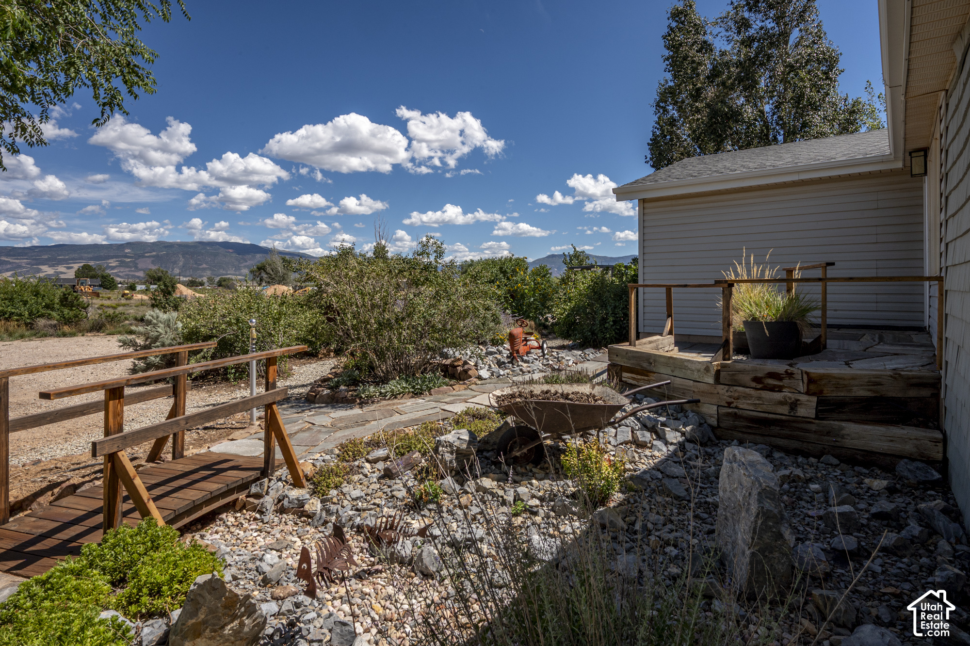 main property photo 80