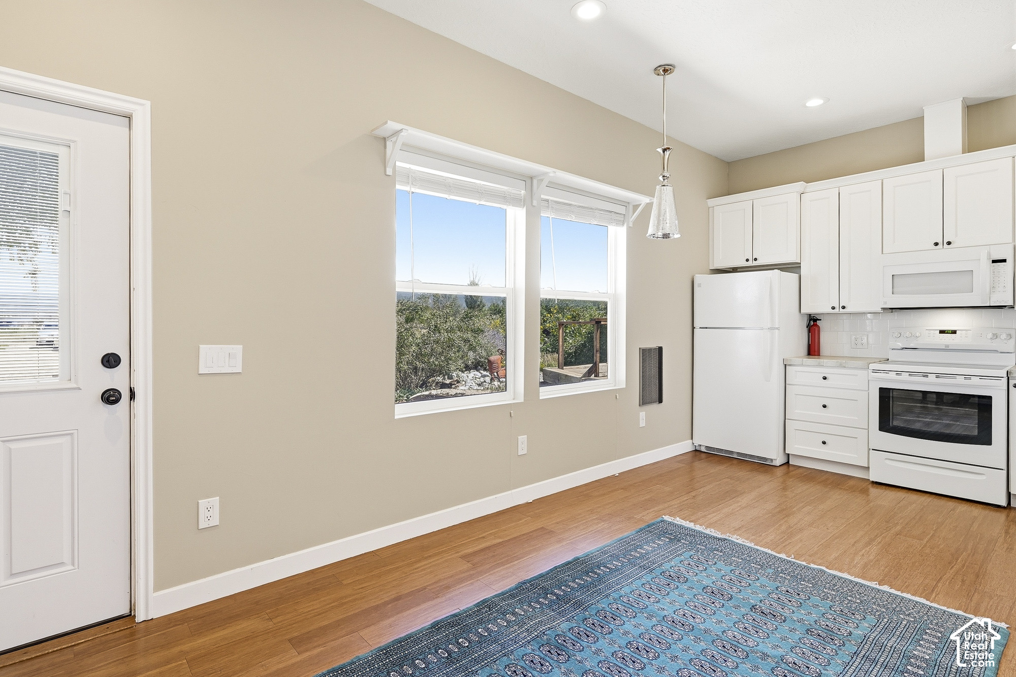 main property photo 84
