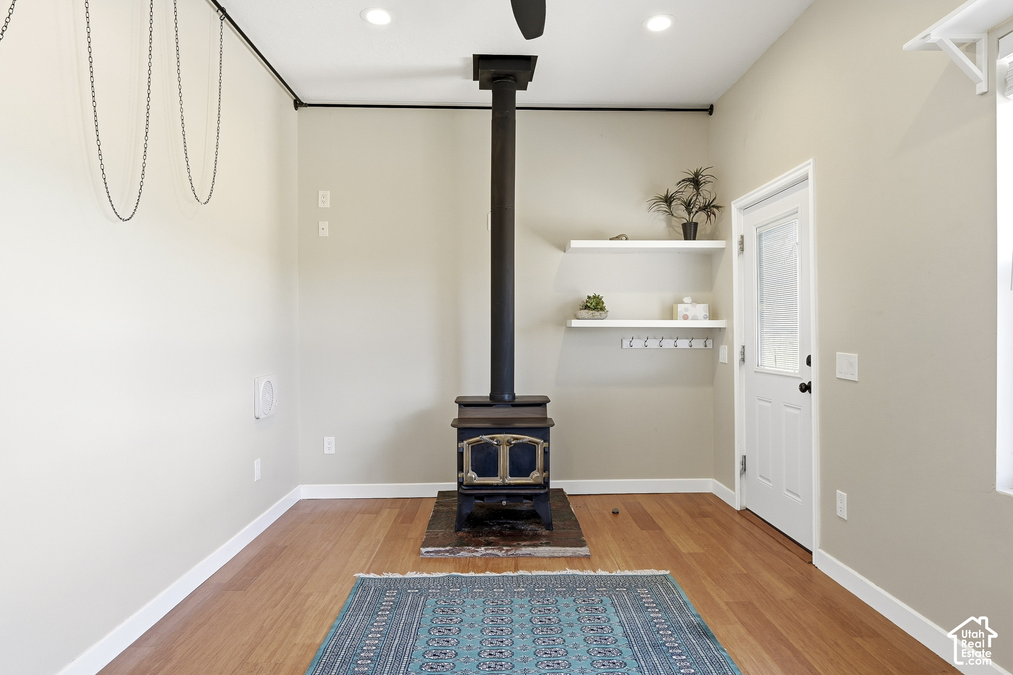 main property photo 87