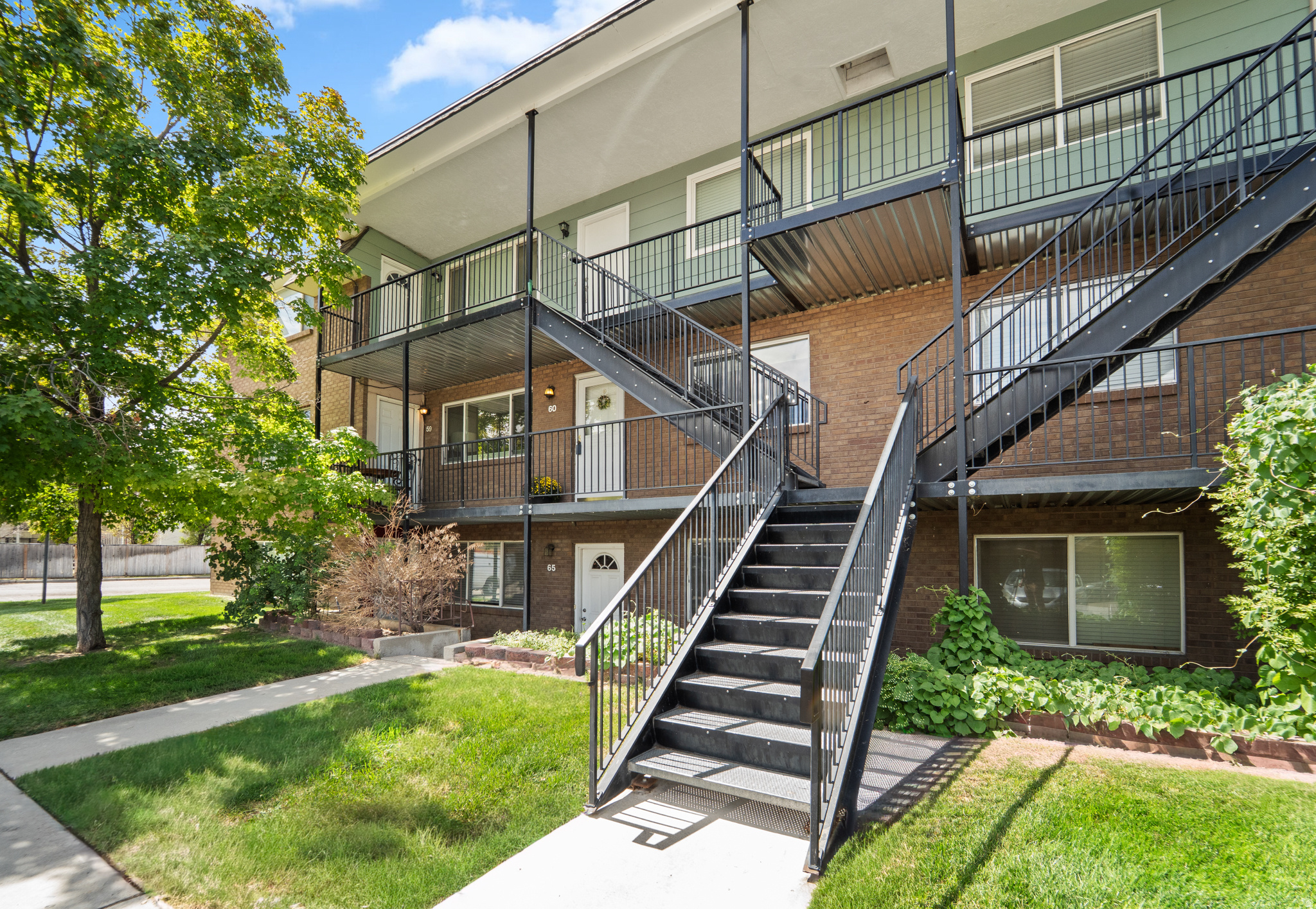 main property photo 18