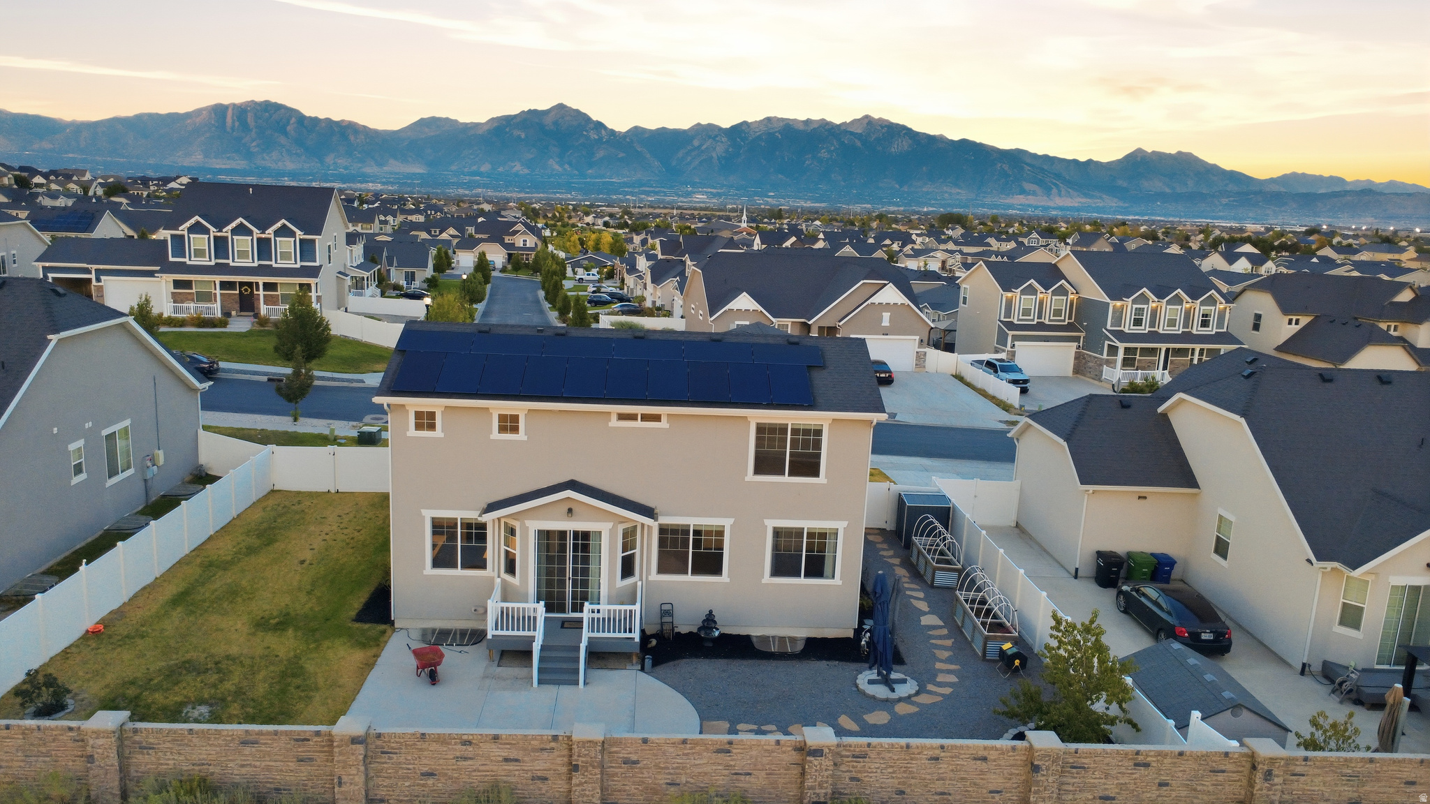 main property photo 47