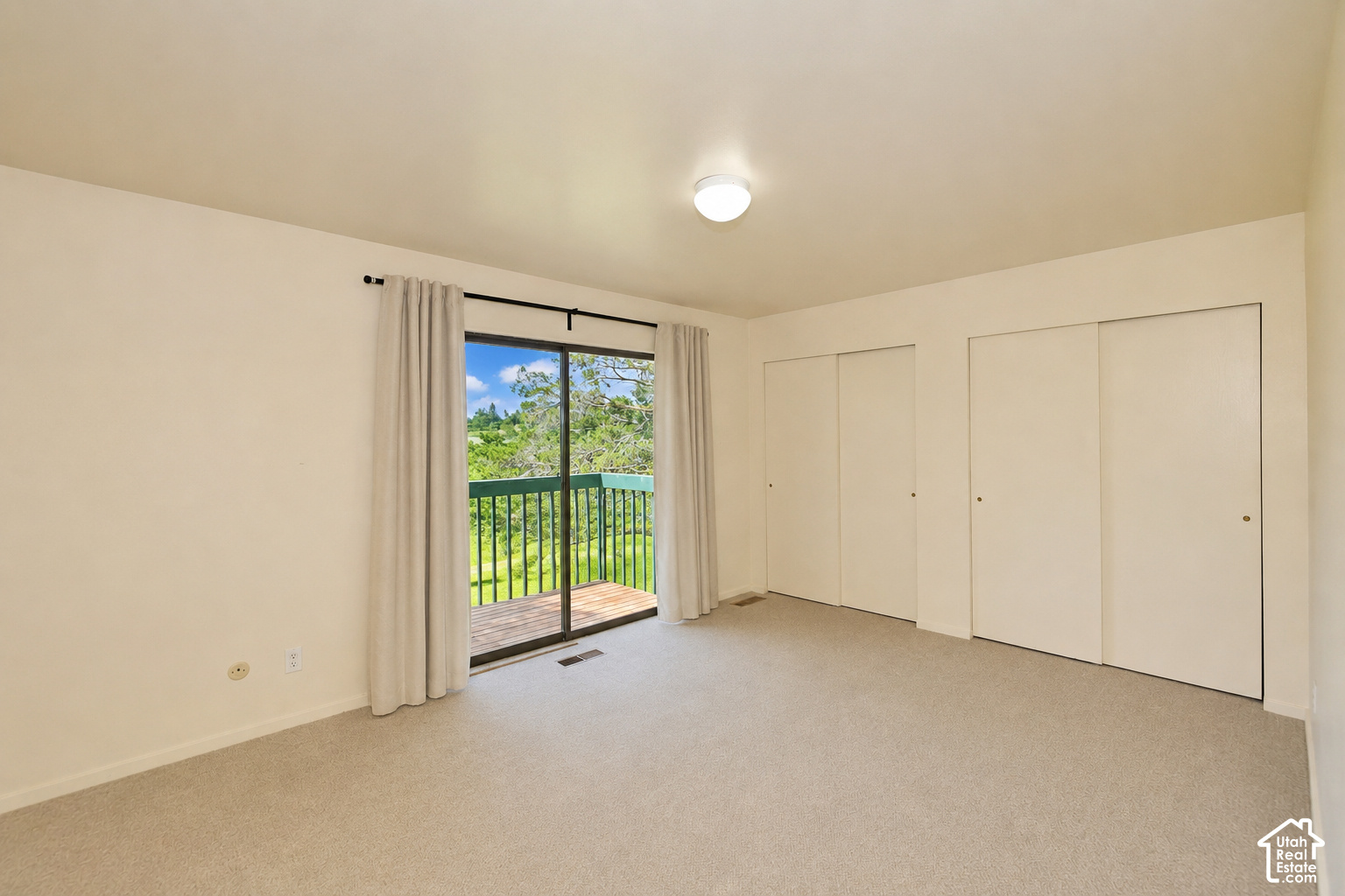 property viewer photo 19