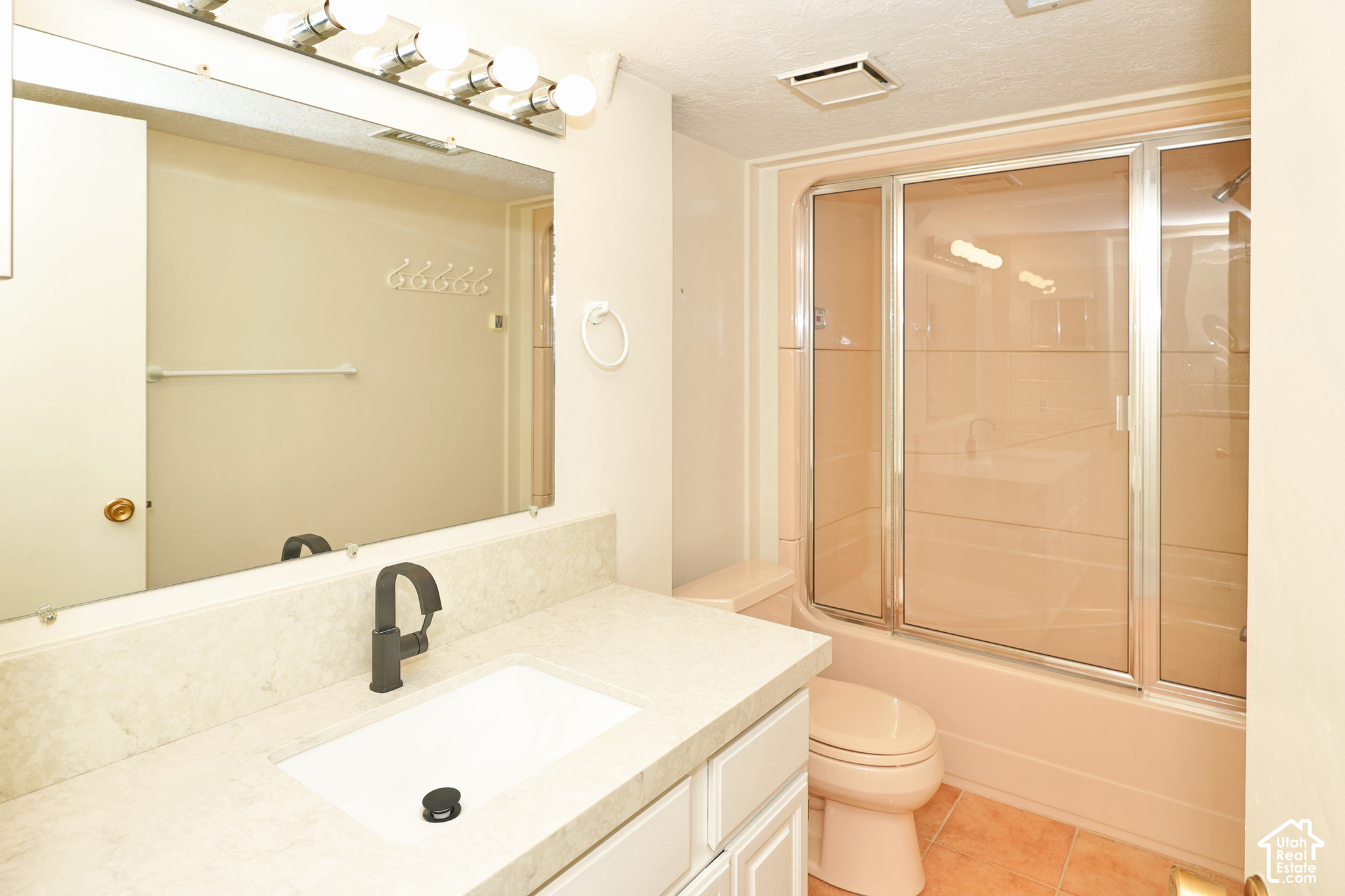 property viewer photo 29