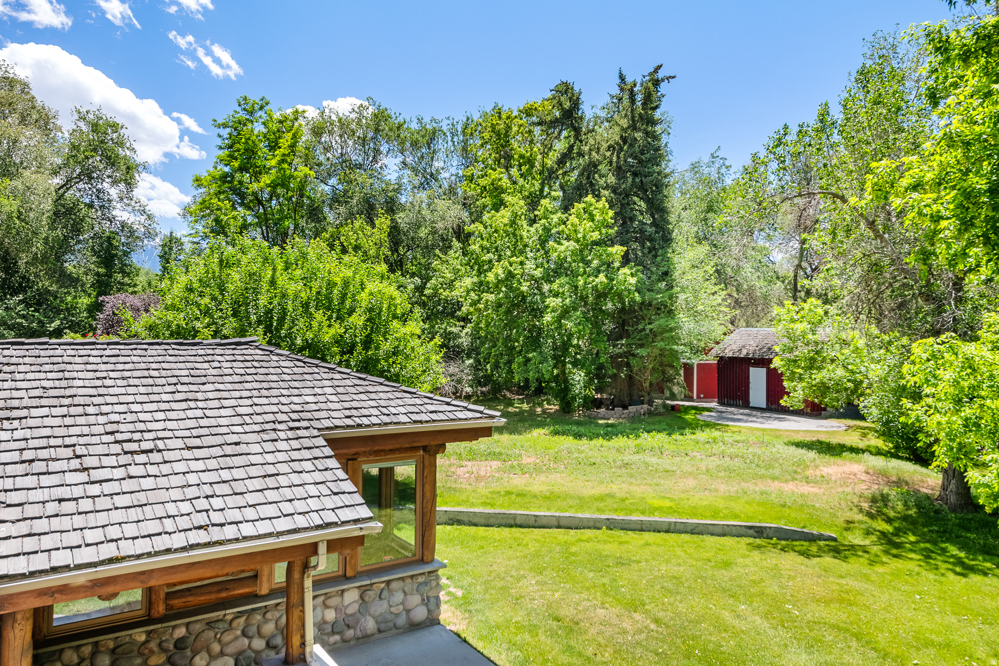 main property photo 103