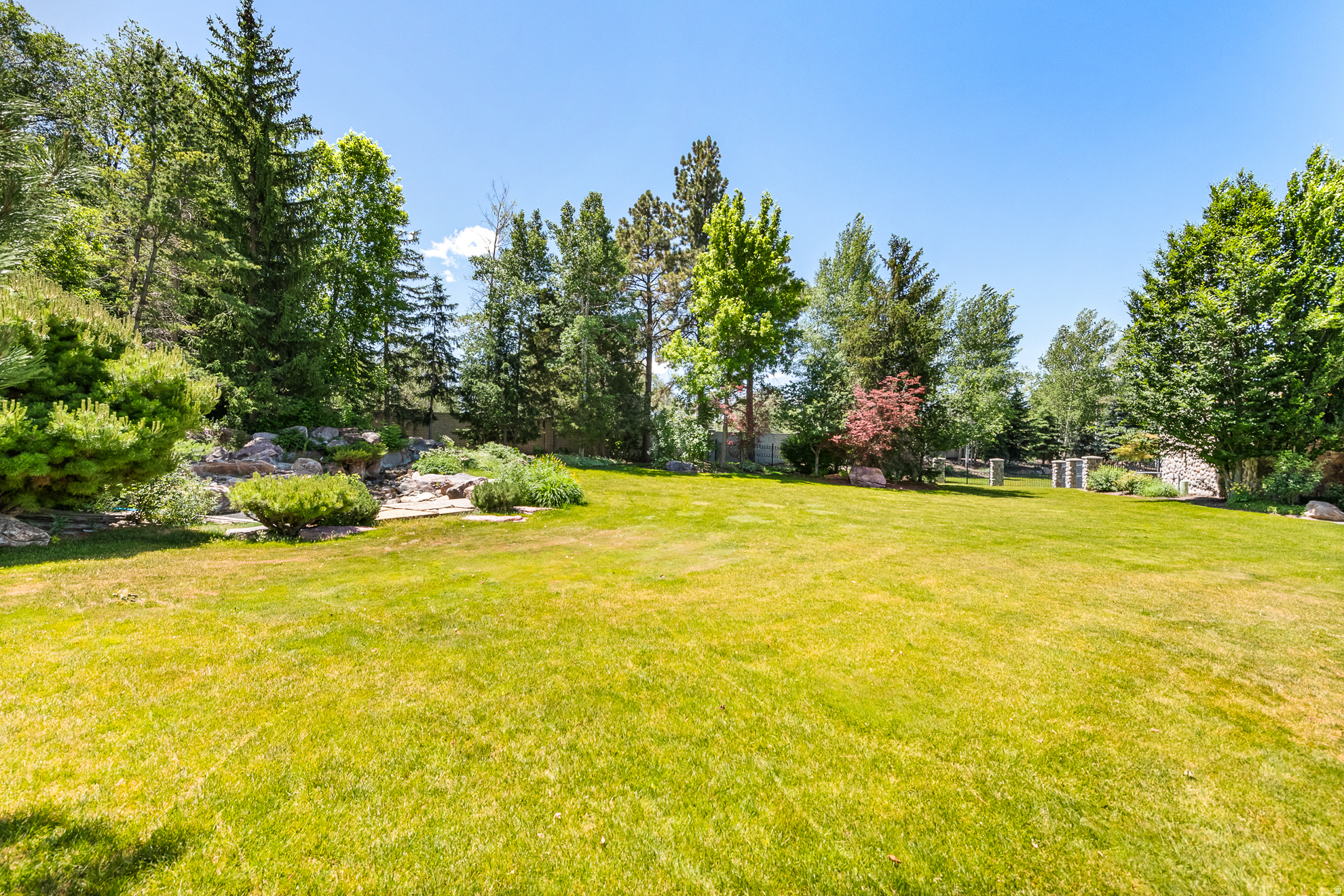 main property photo 65