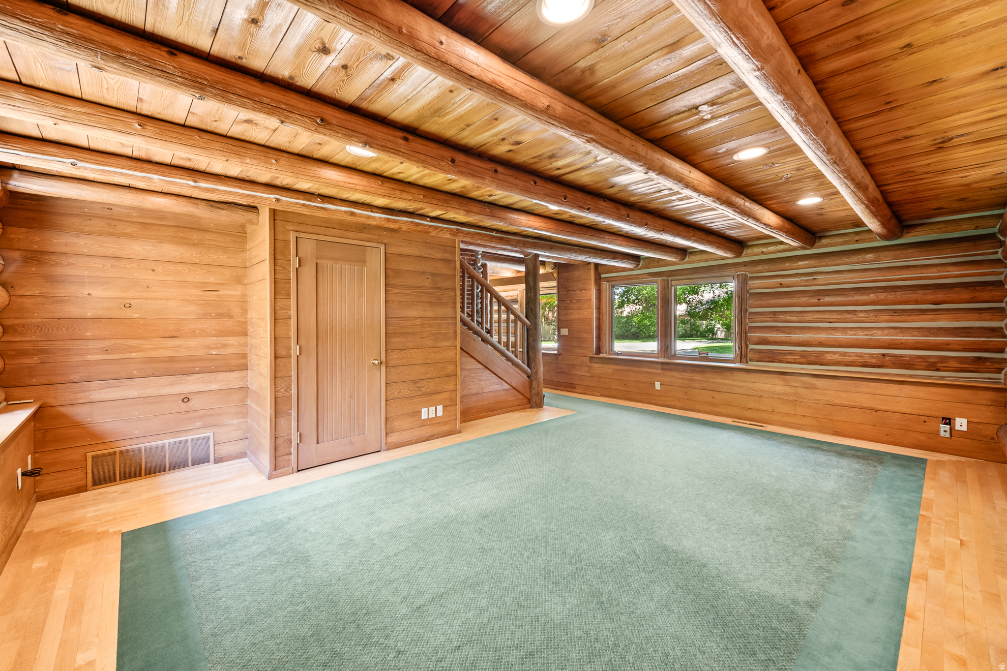 main property photo 77