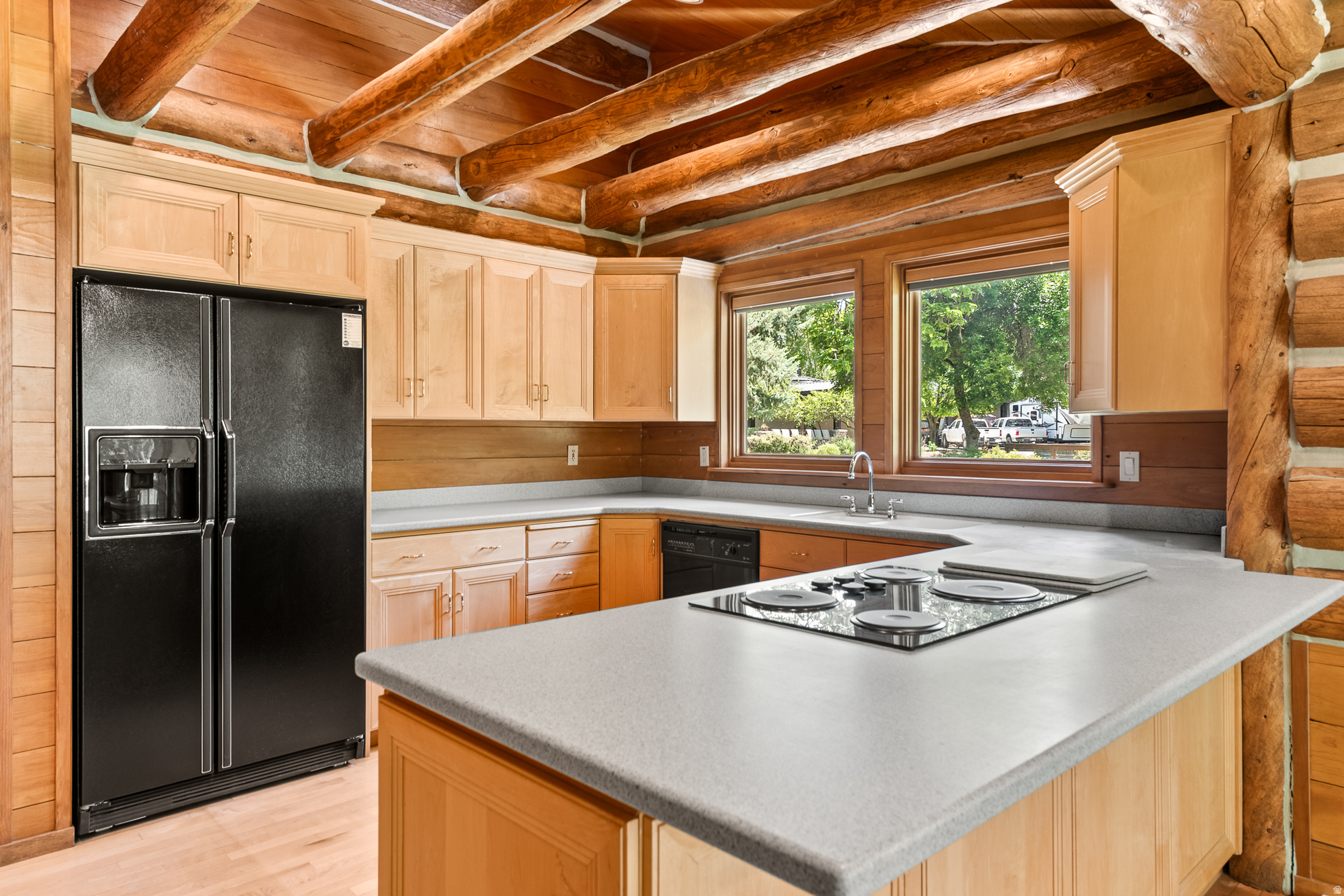 main property photo 80