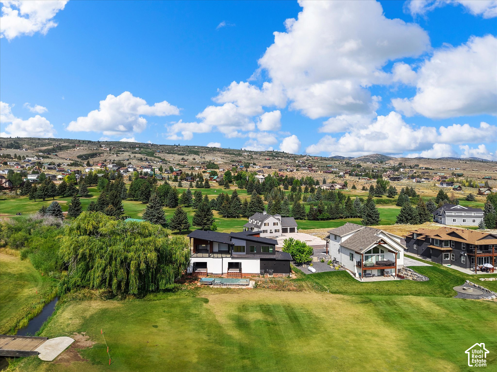 main property photo 7