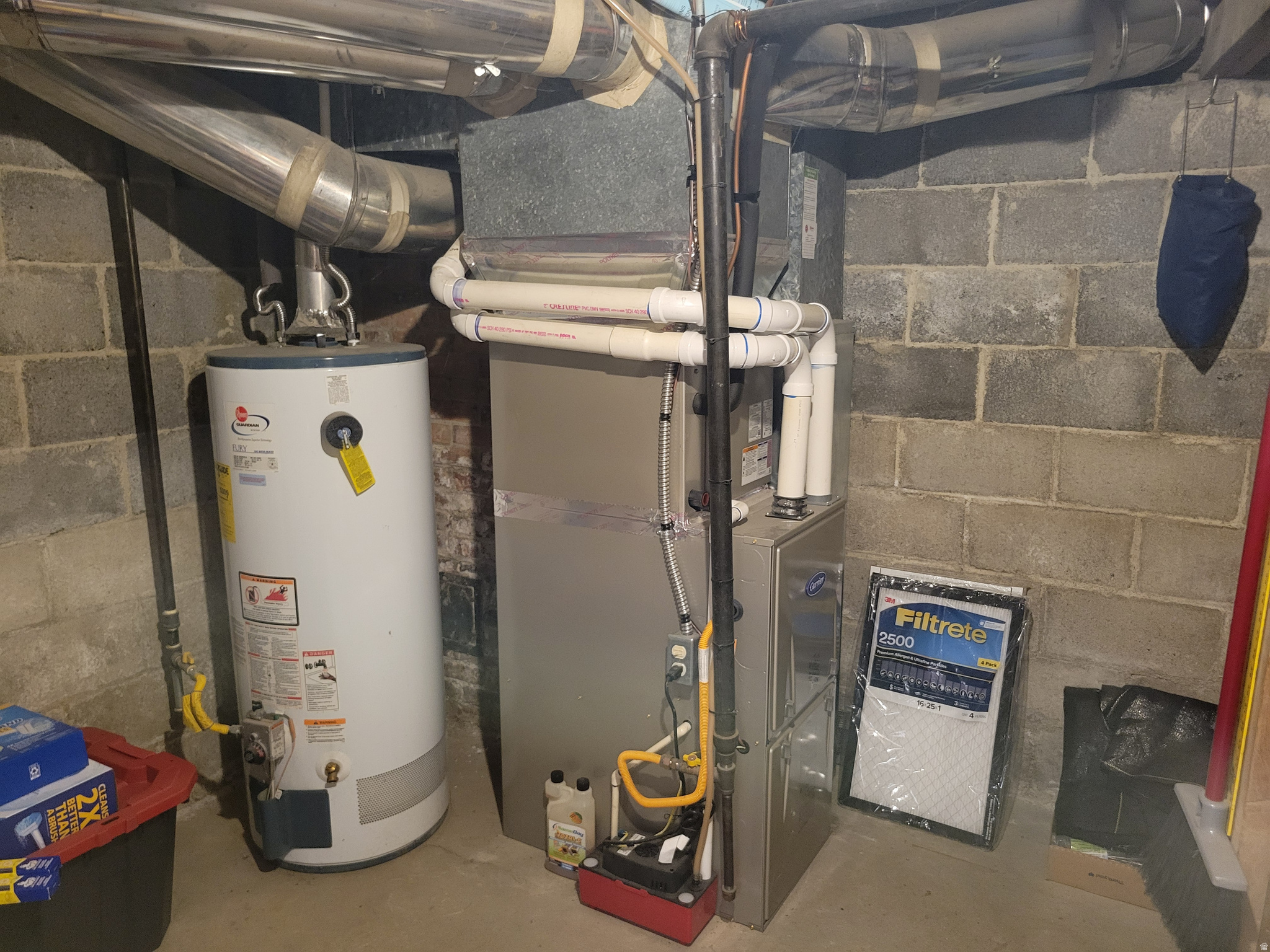 main property photo 17