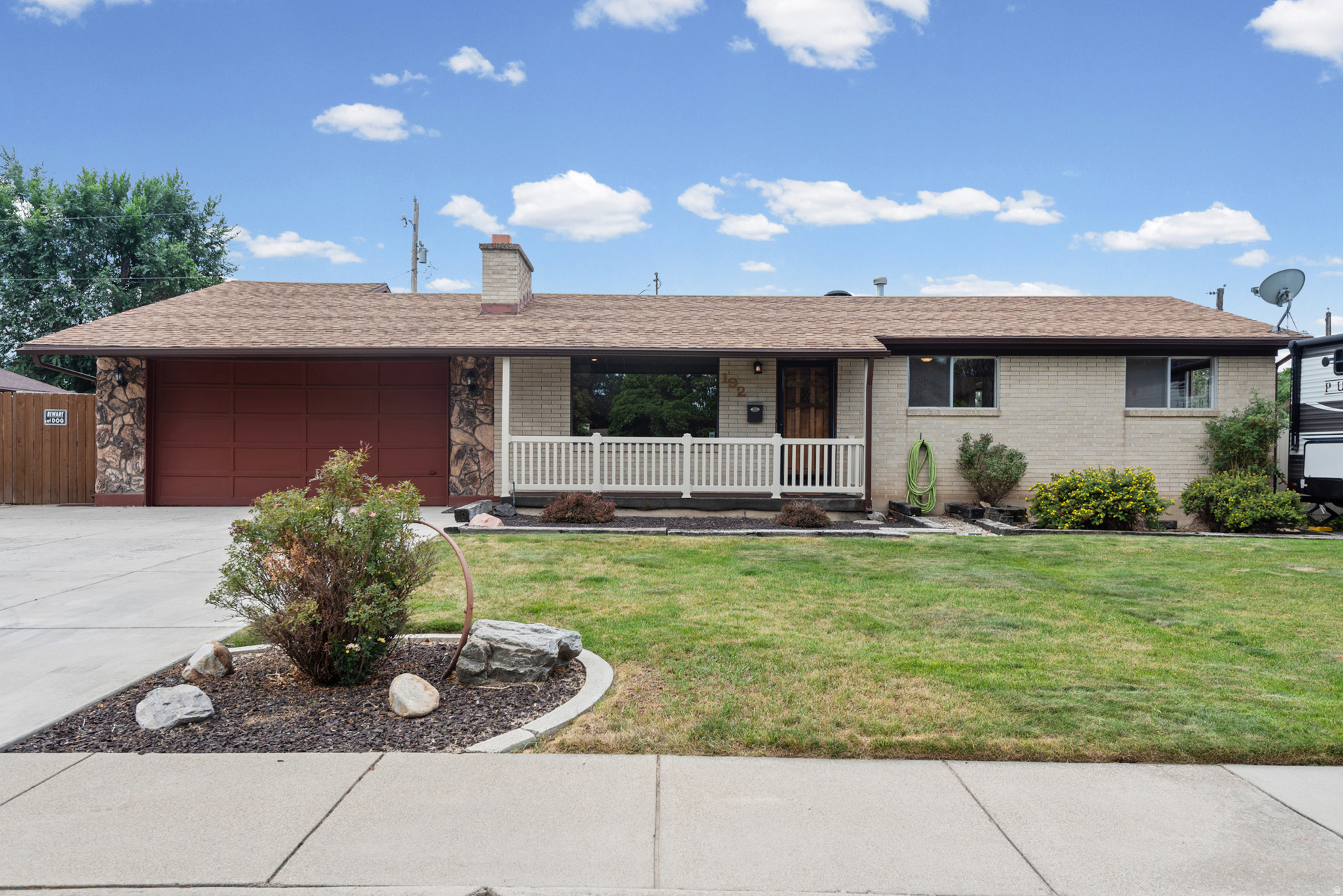 main property photo 0