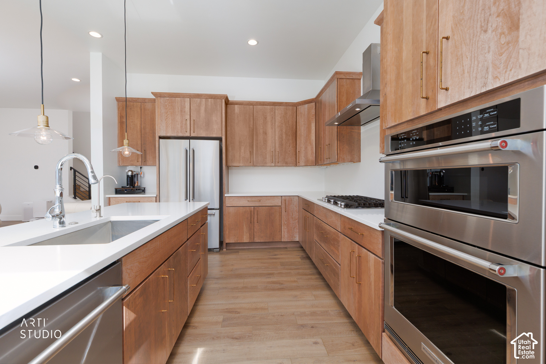 main property photo 4
