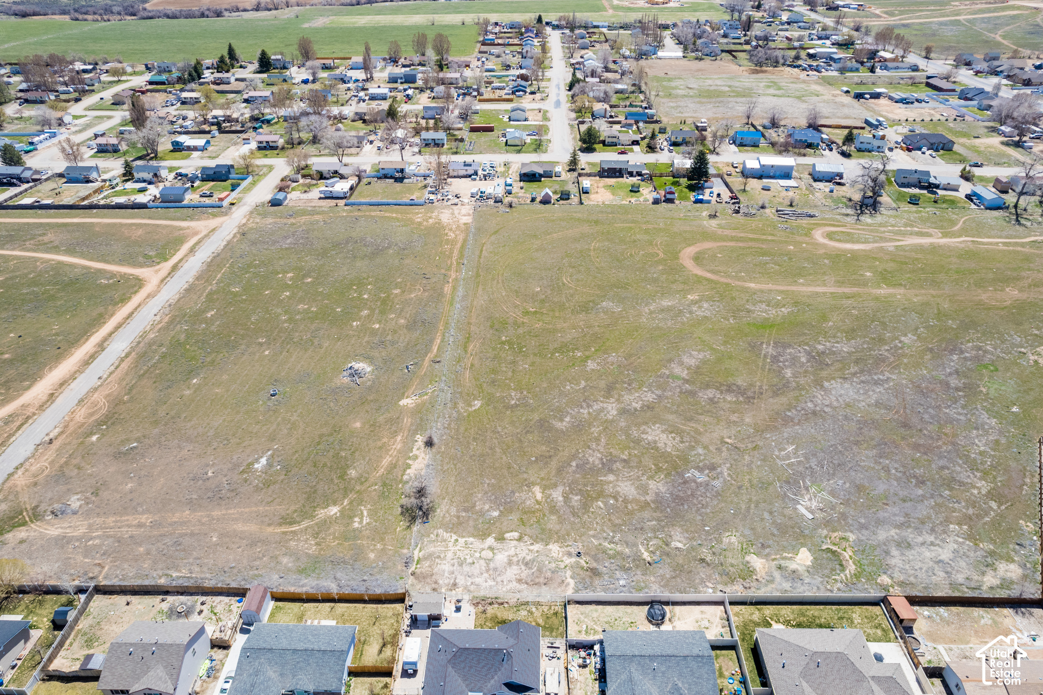 main property photo 8