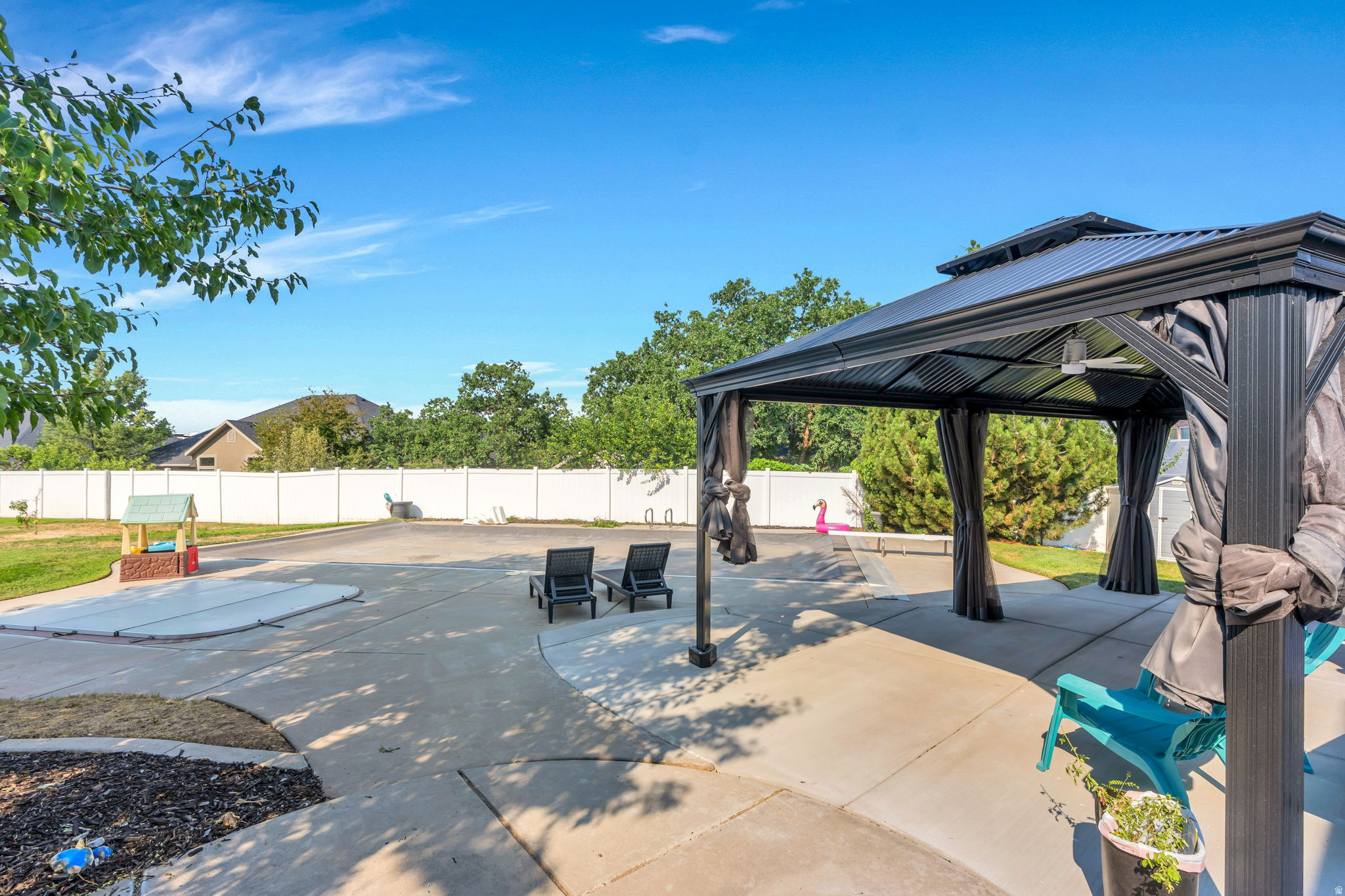 main property photo 58