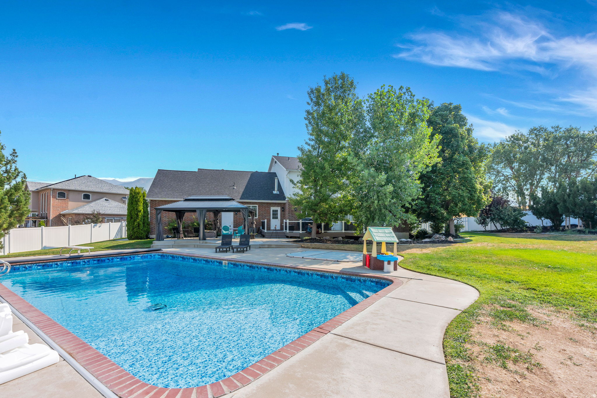 main property photo 72
