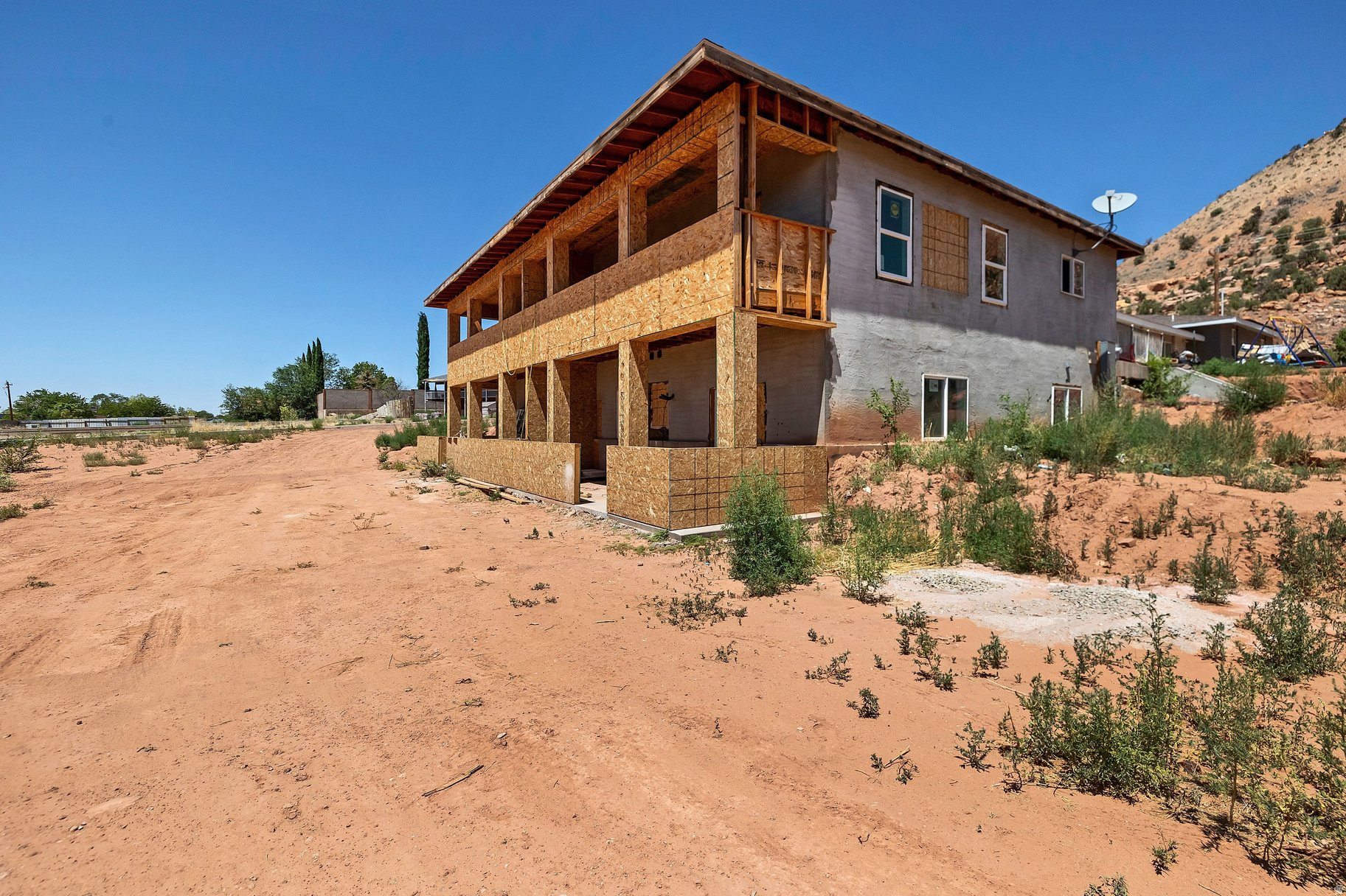 main property photo 15