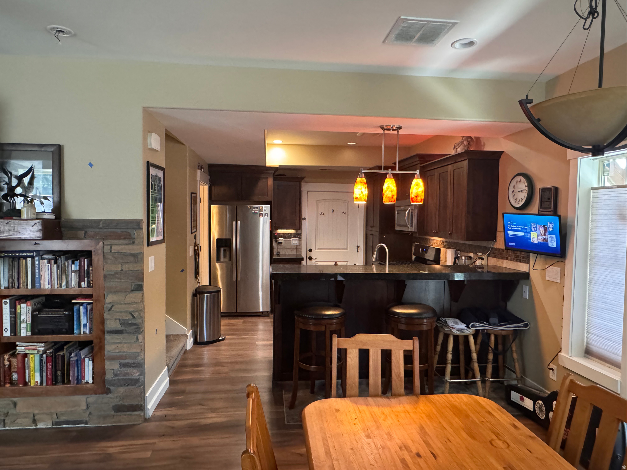 main property photo 16