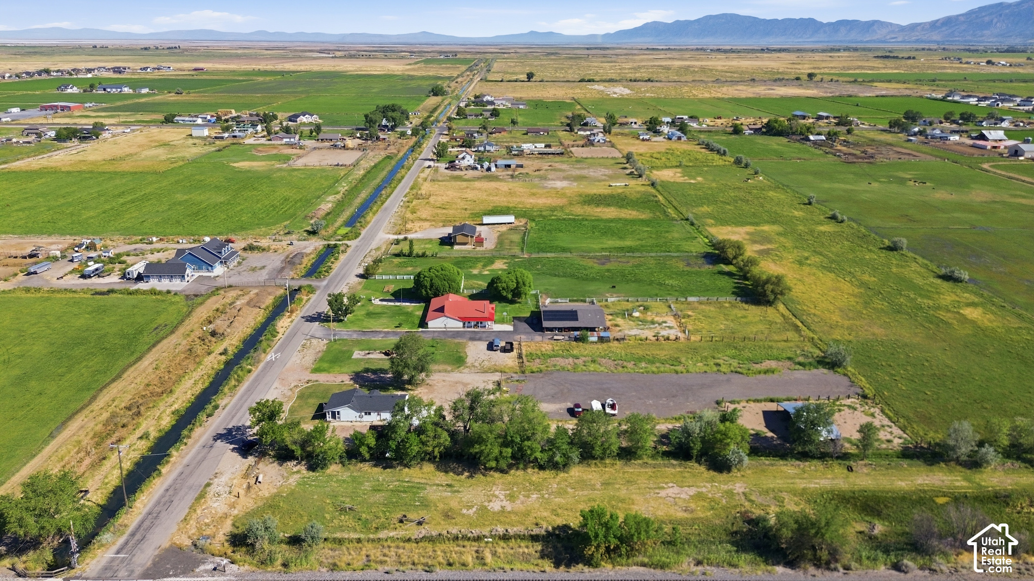 main property photo 19