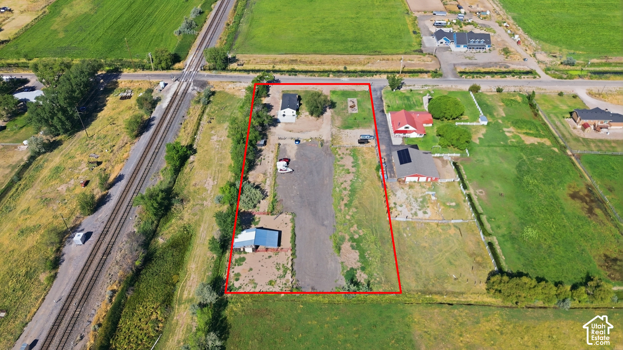 main property photo 21