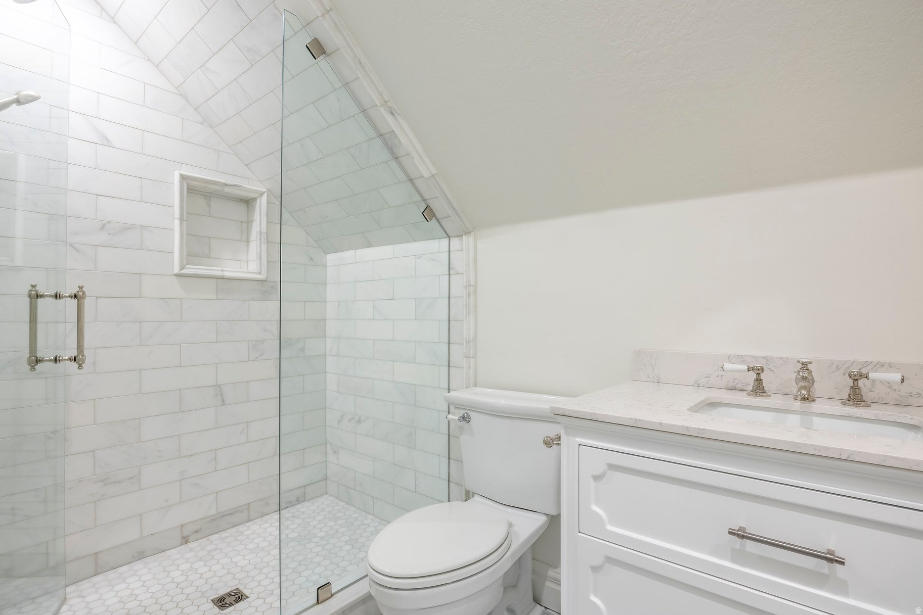 main property photo 67