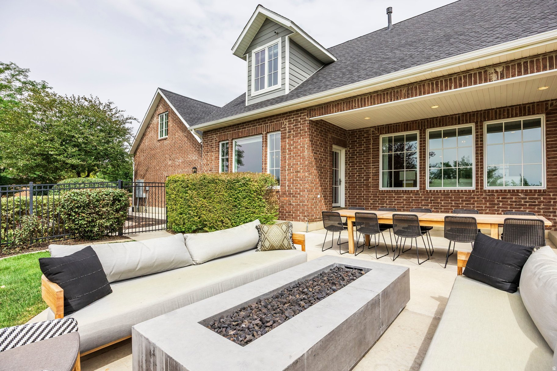 main property photo 71