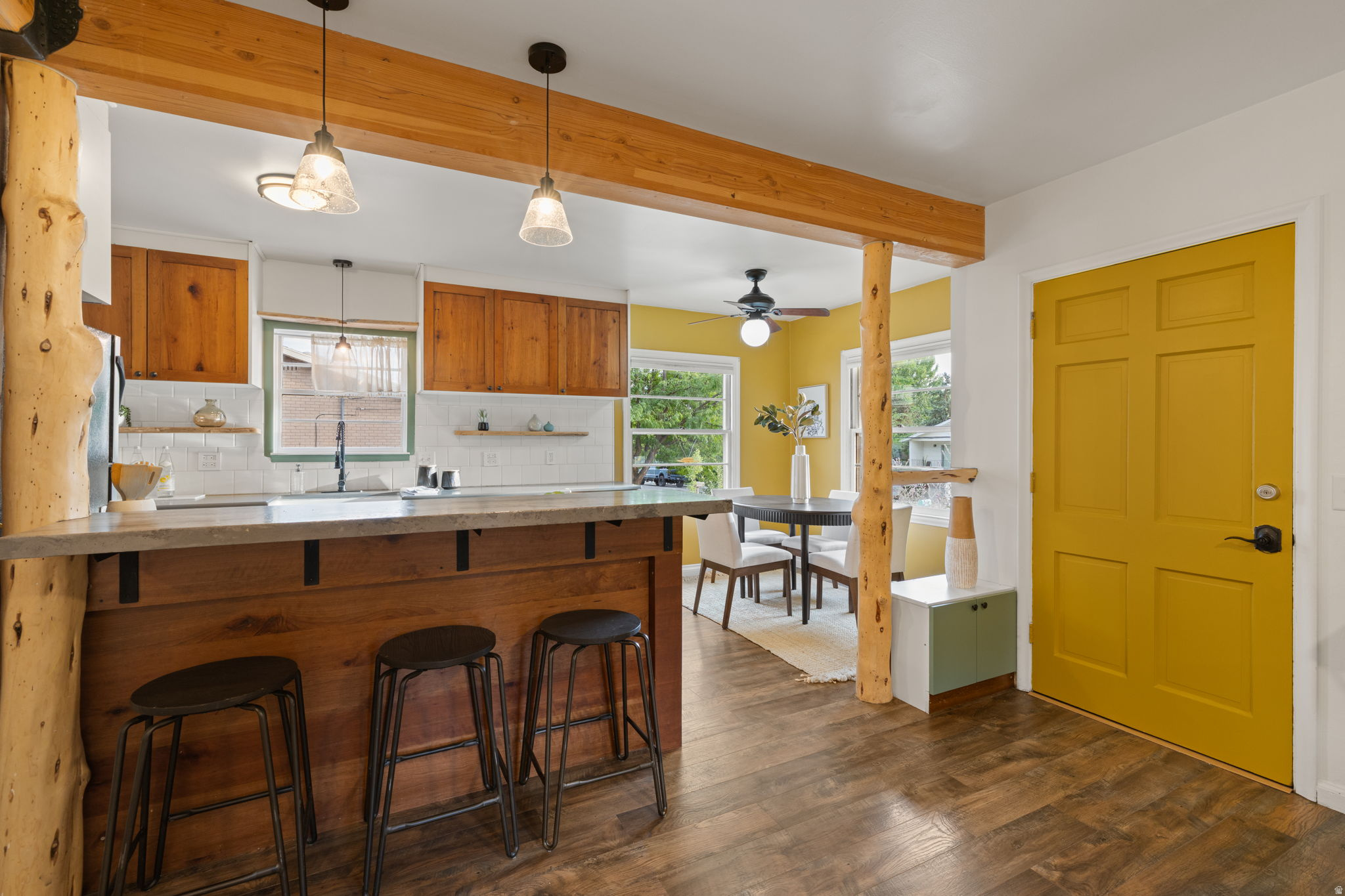 main property photo 7