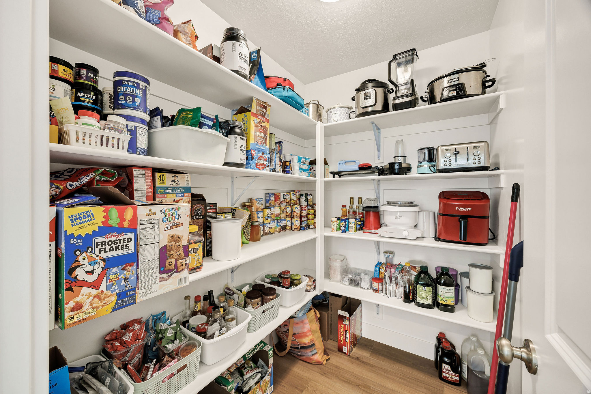 main property photo 12