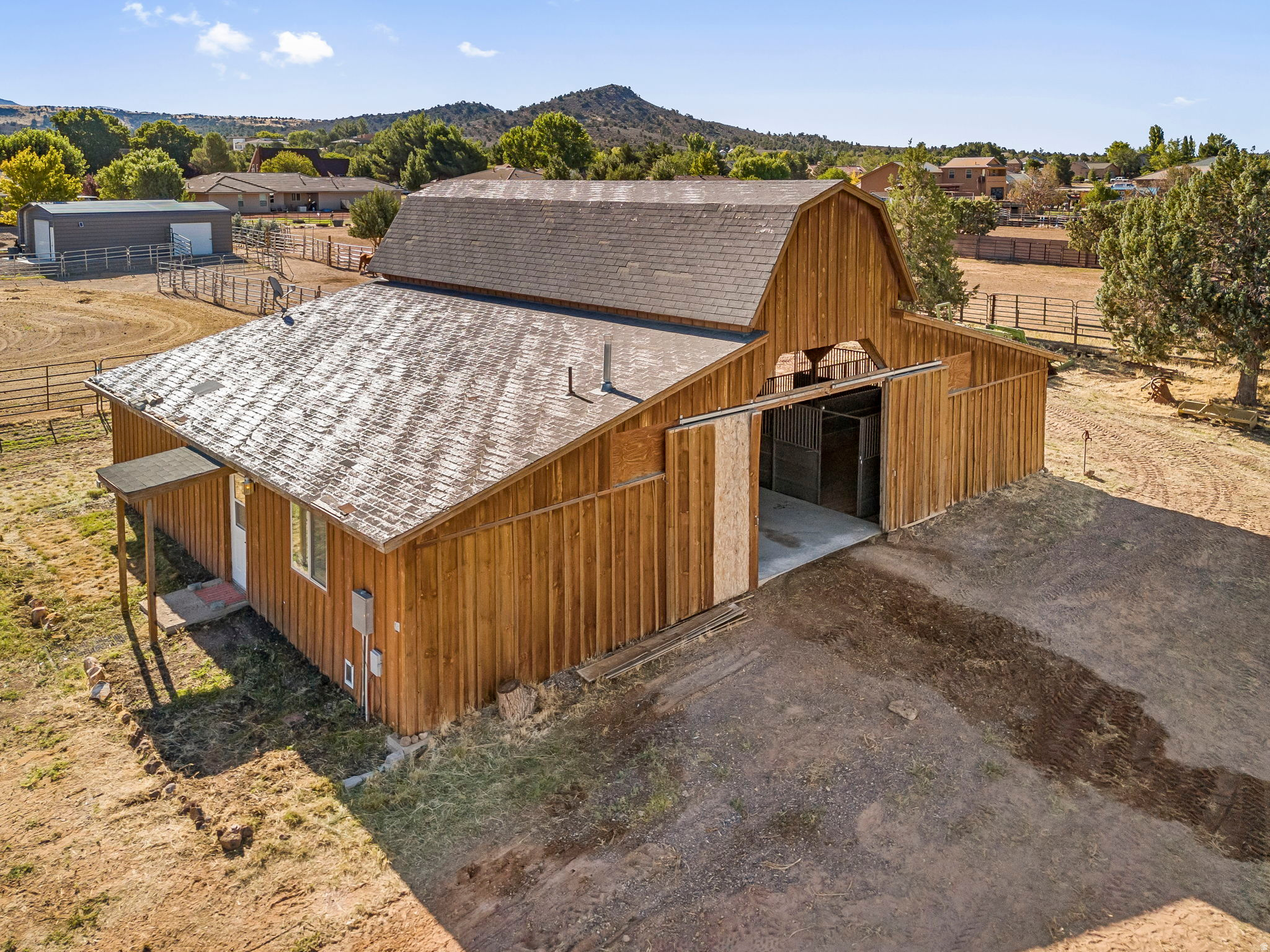 main property photo 45