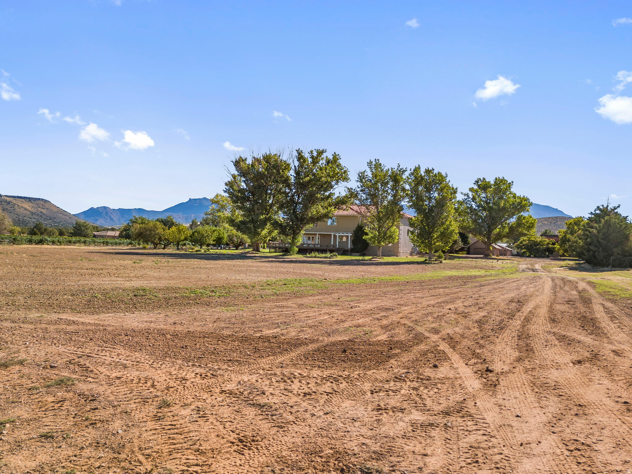 main property photo 66