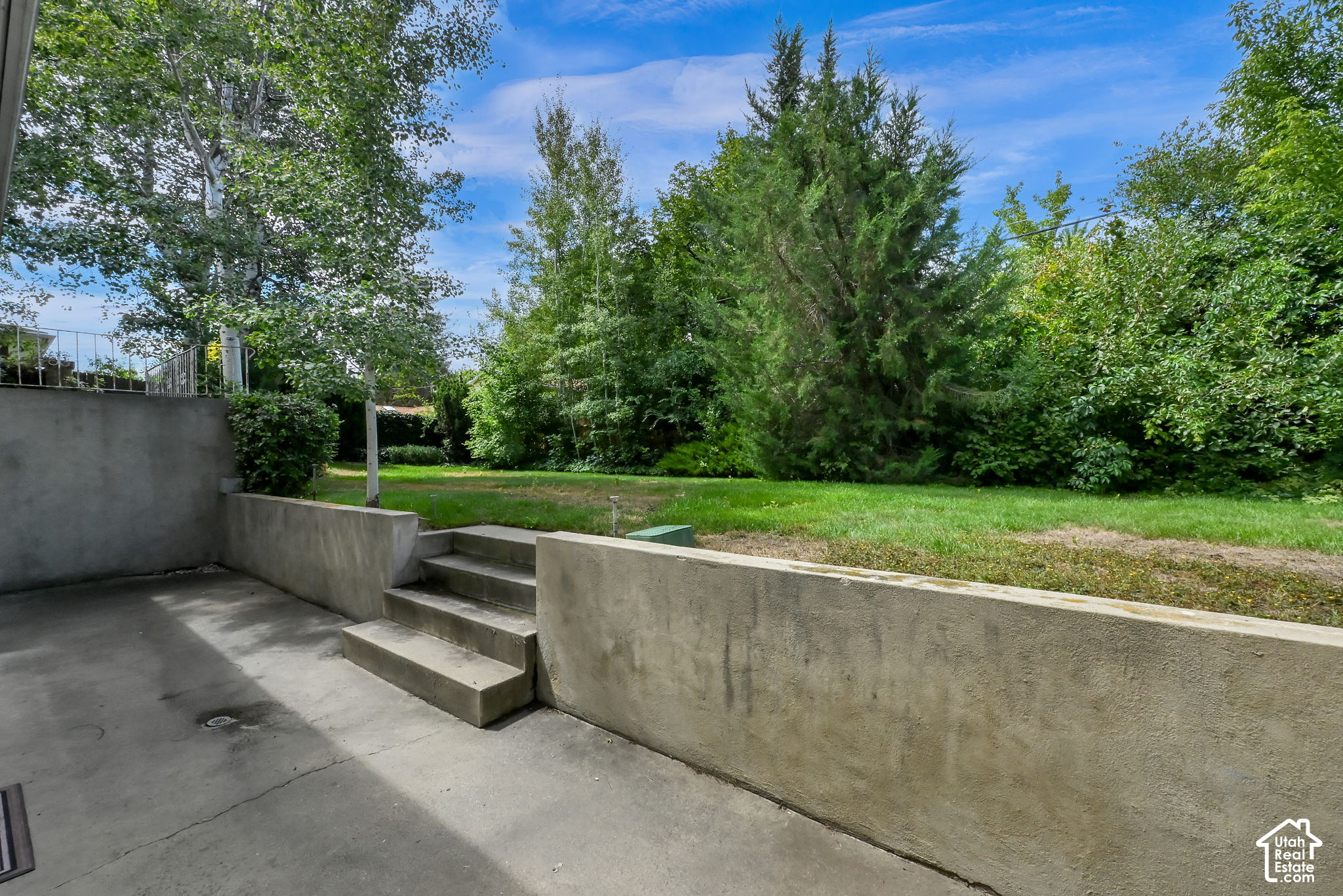 main property photo 37