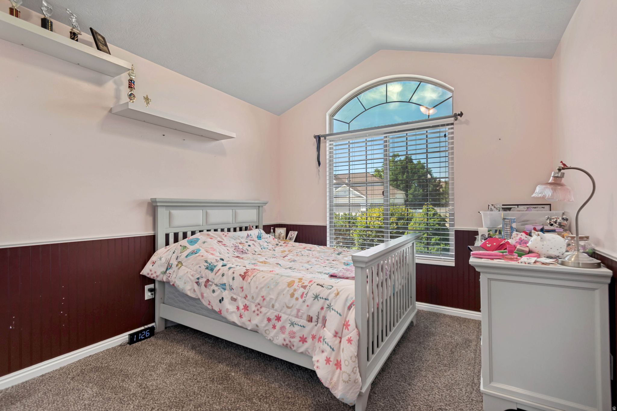 main property photo 12
