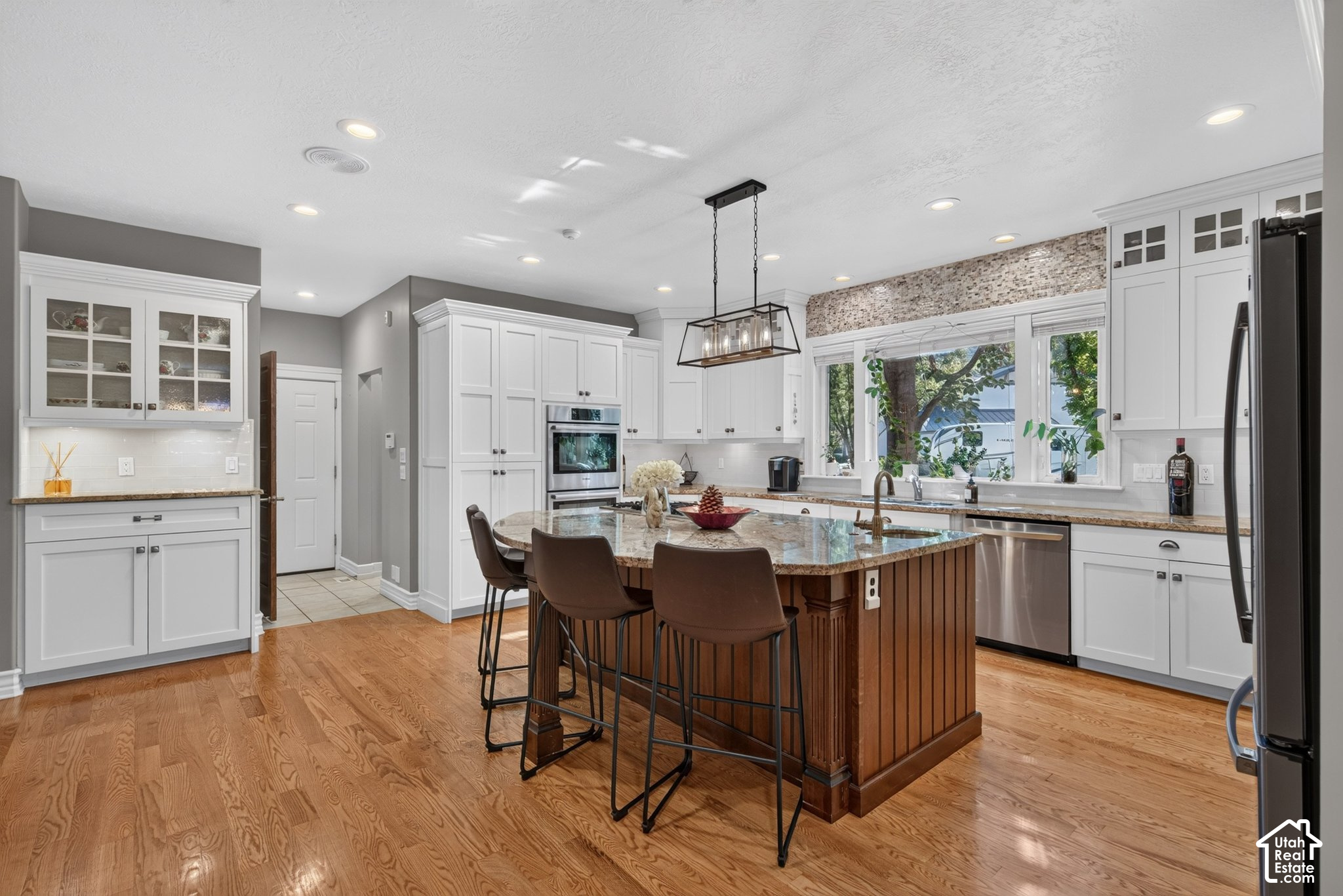 main property photo 94