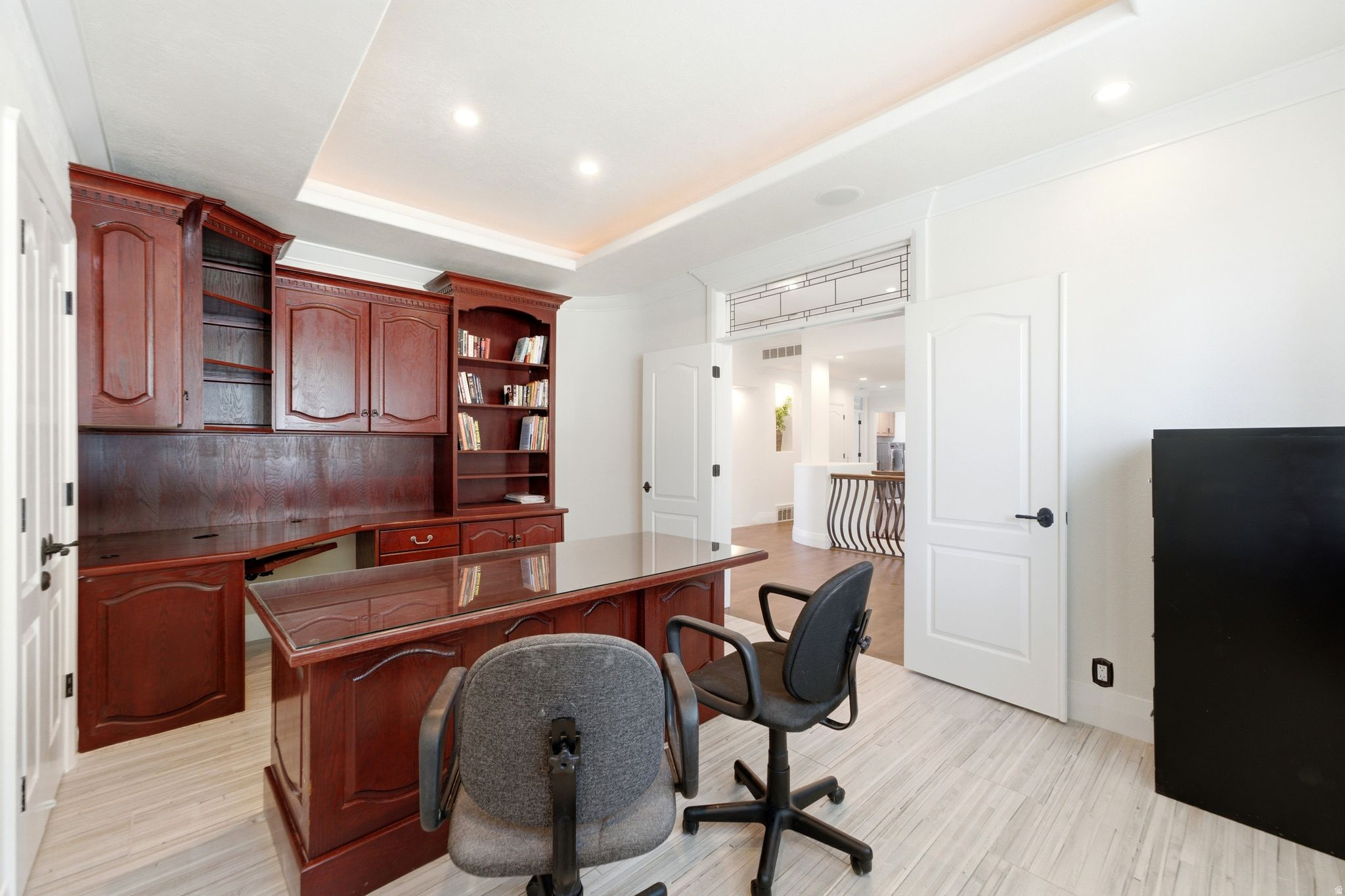 main property photo 30