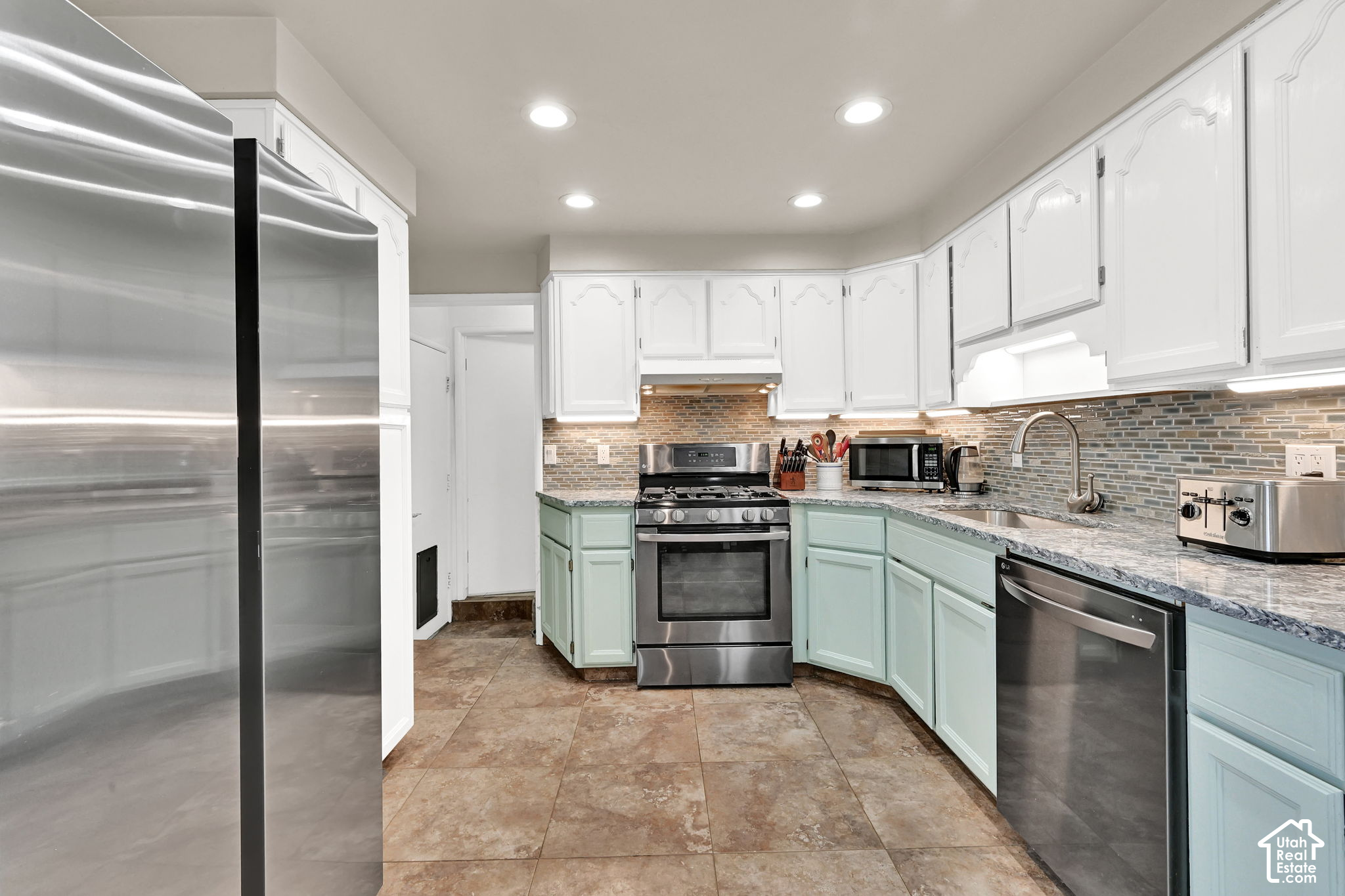 property viewer photo 10