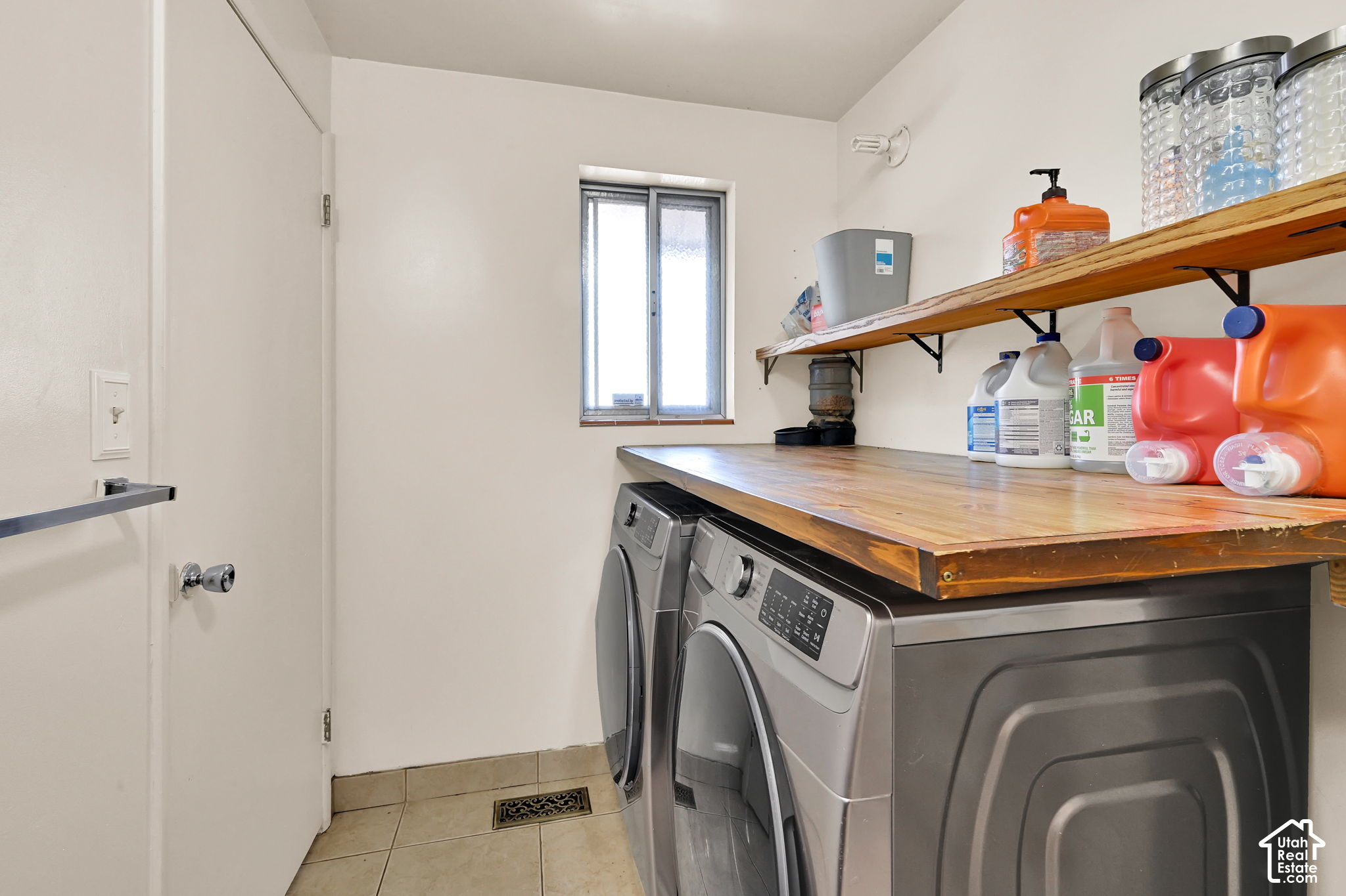 property viewer photo 14
