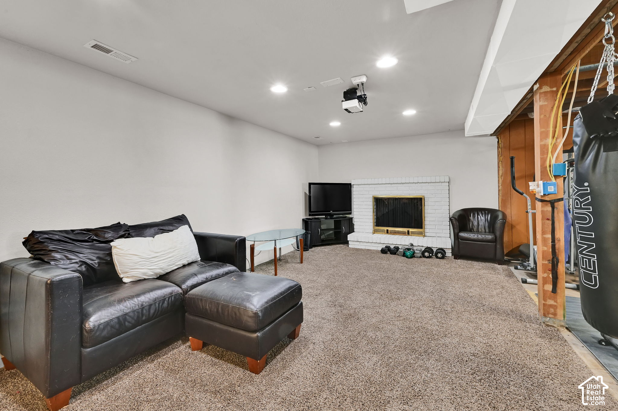 property viewer photo 19