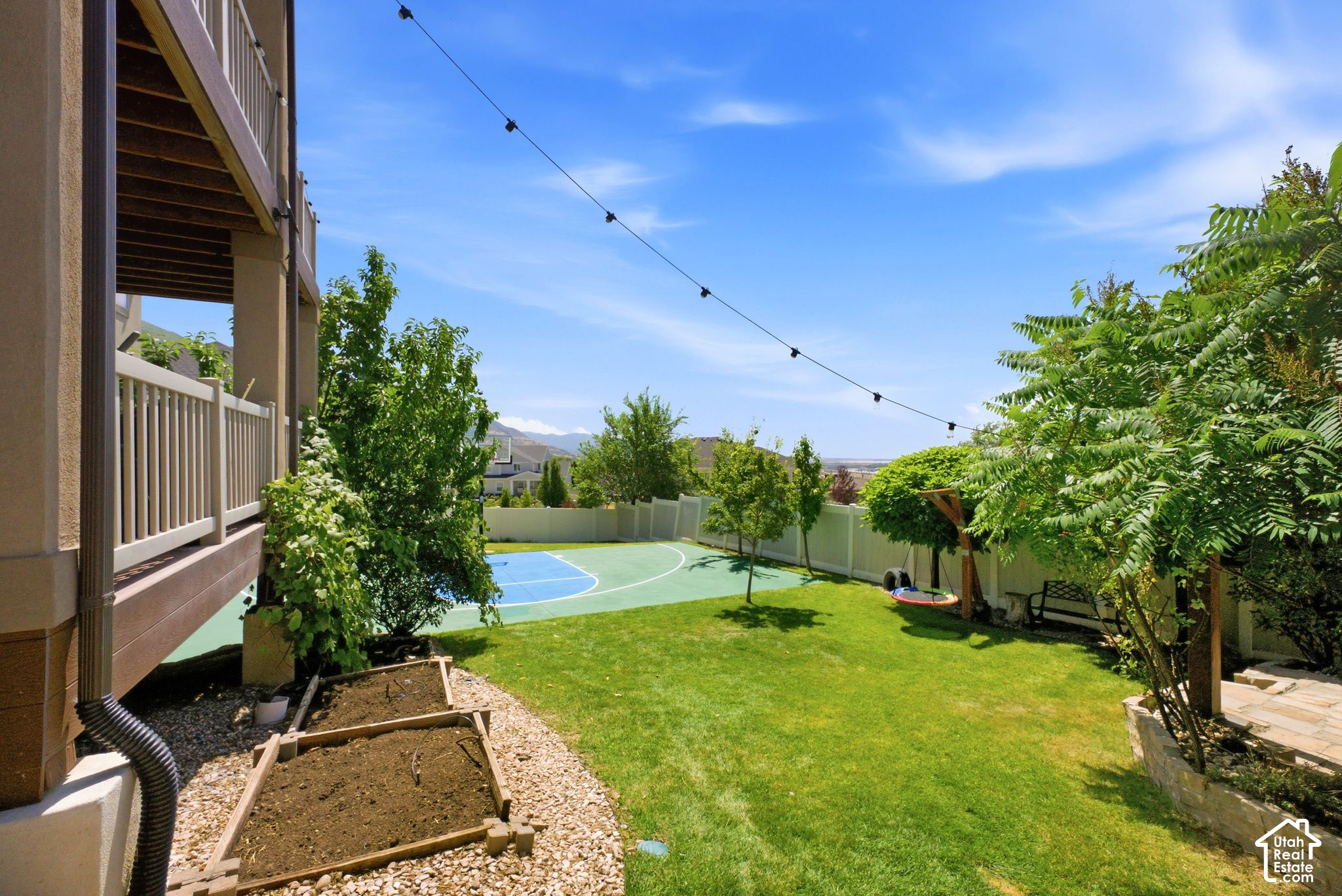 main property photo 75