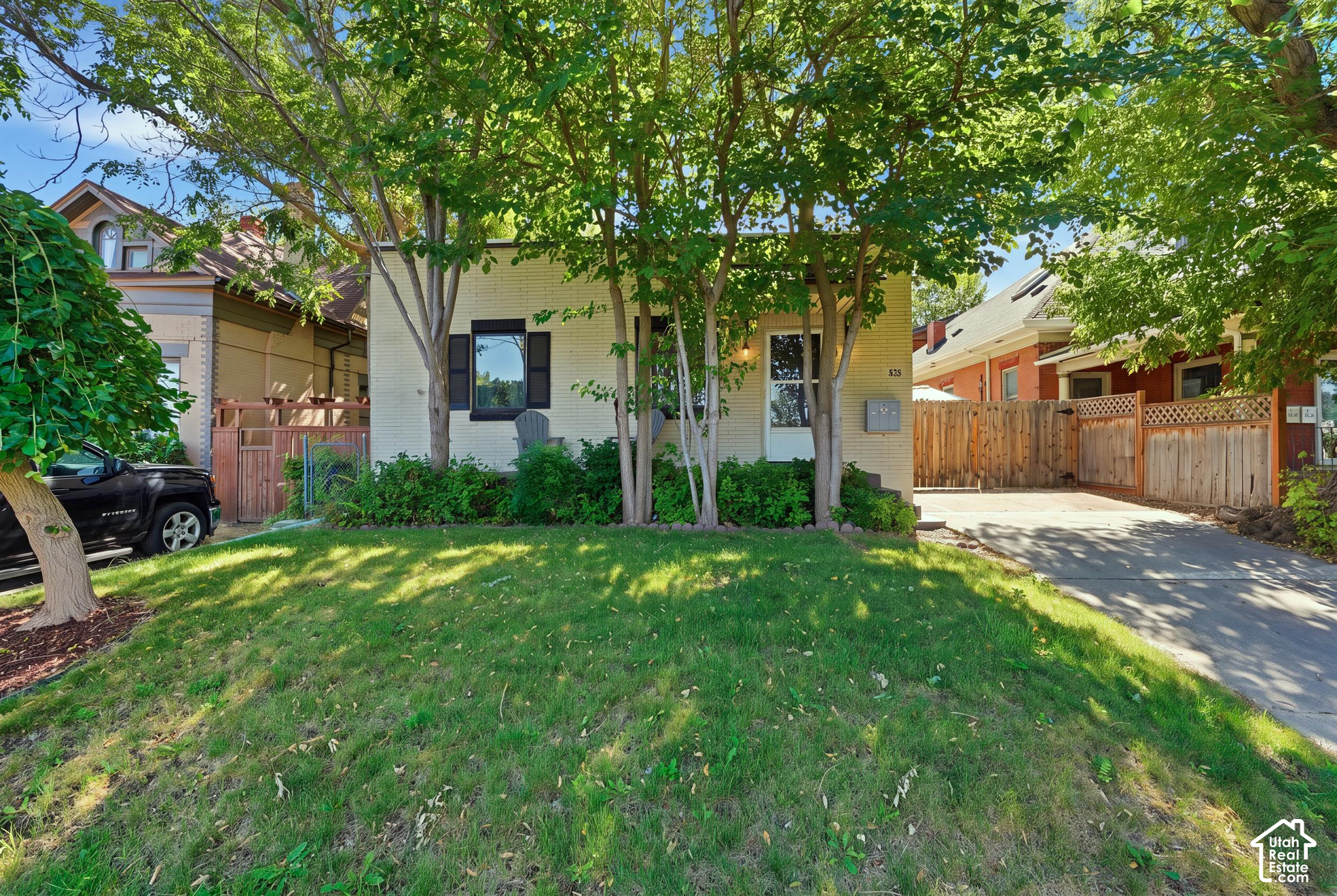 main property photo 1