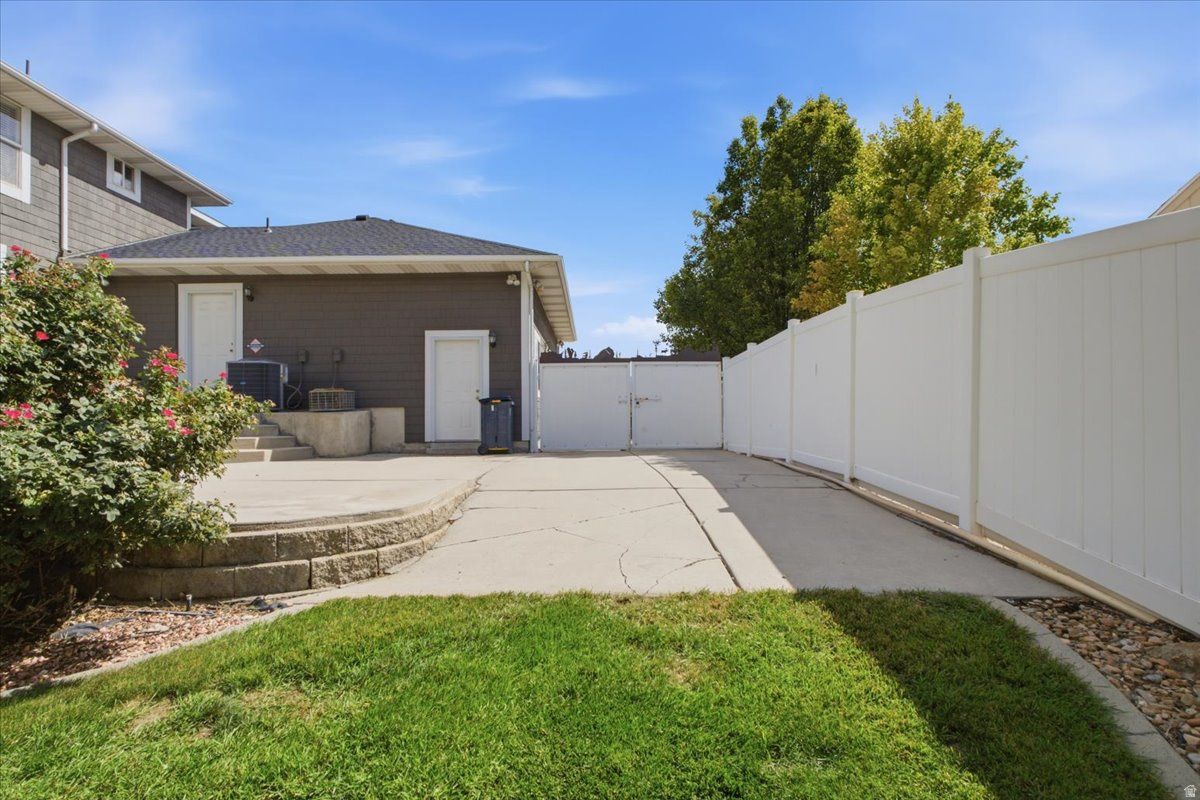 main property photo 48