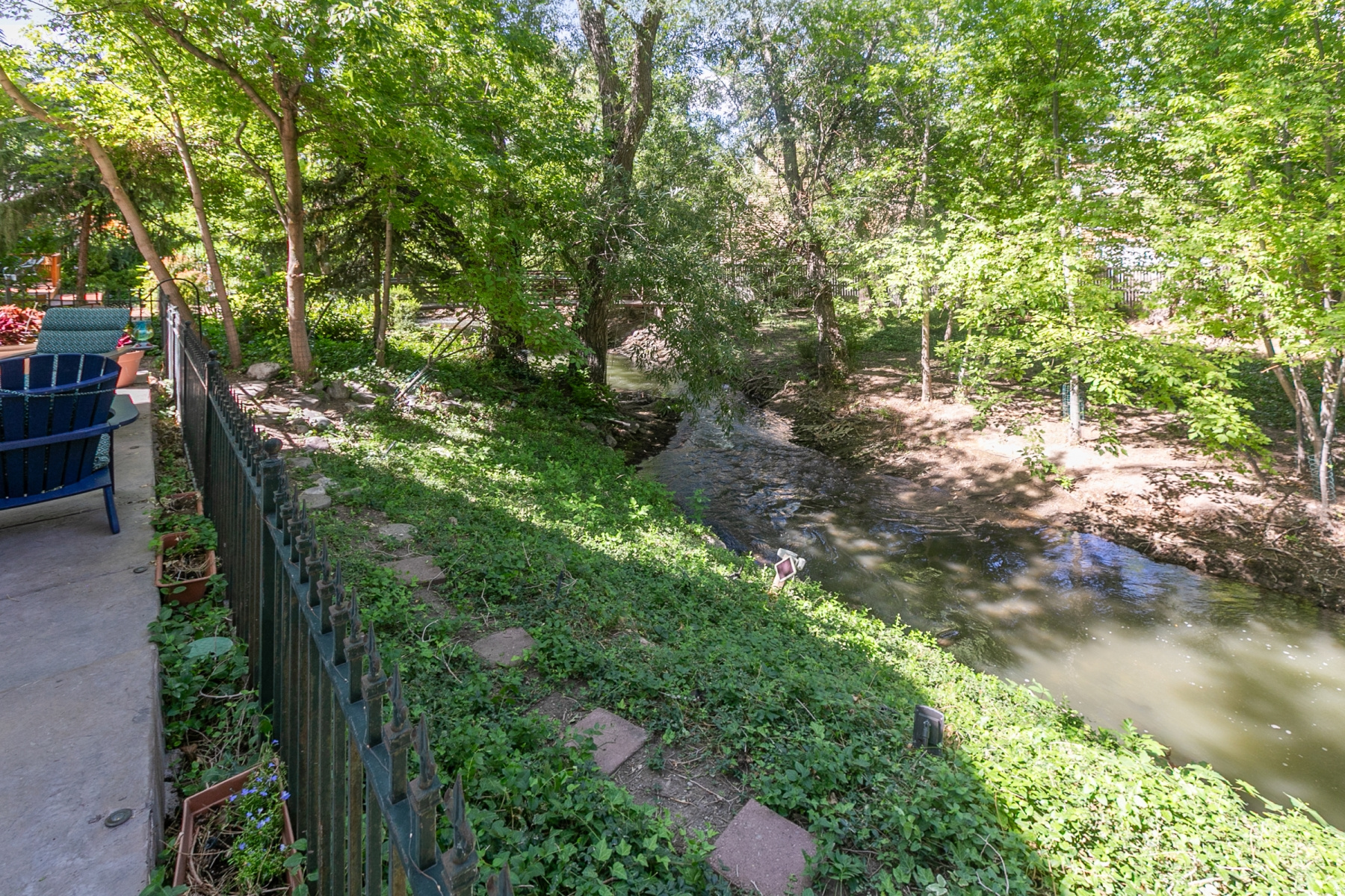 main property photo 35