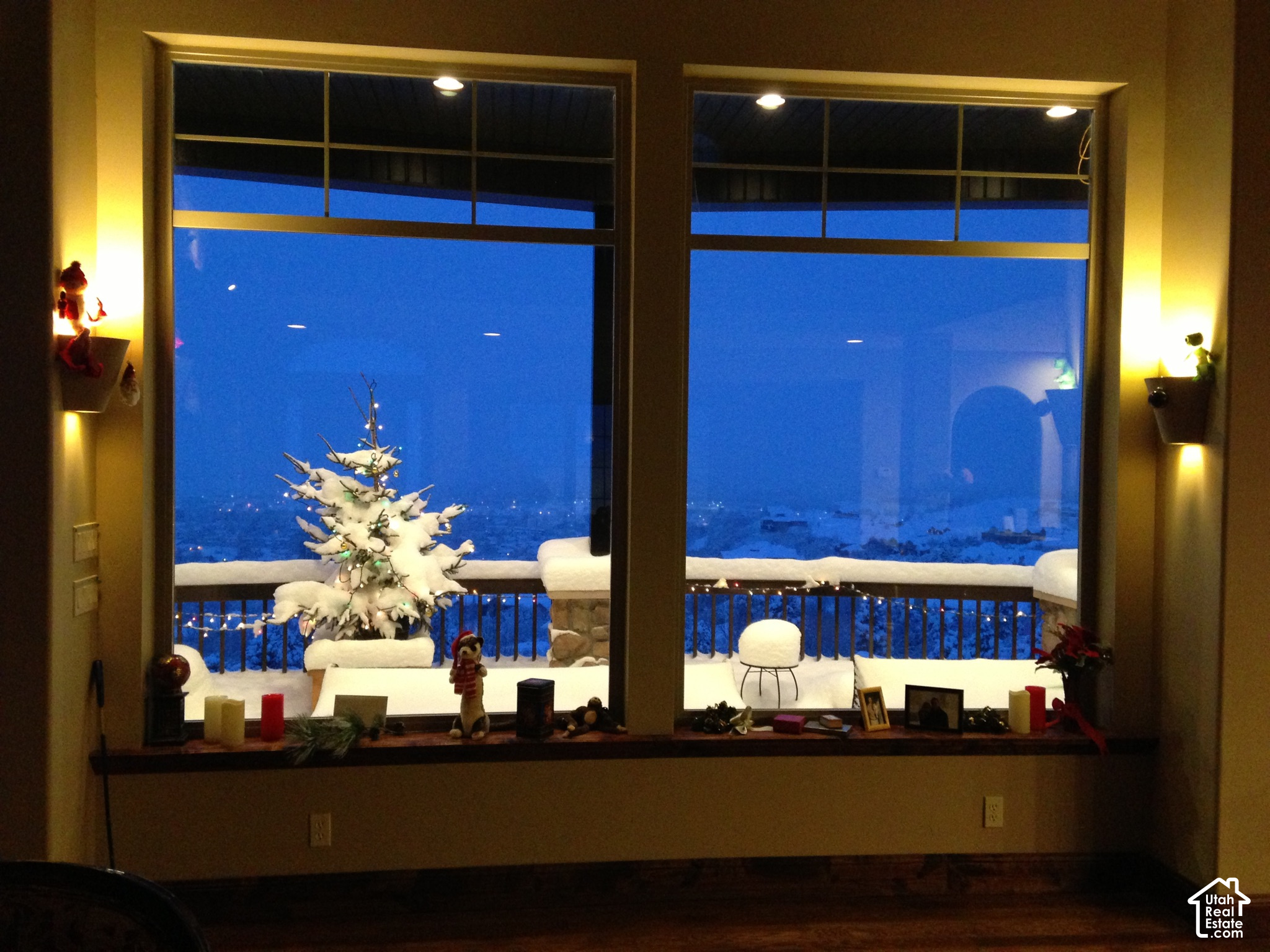 main property photo 45