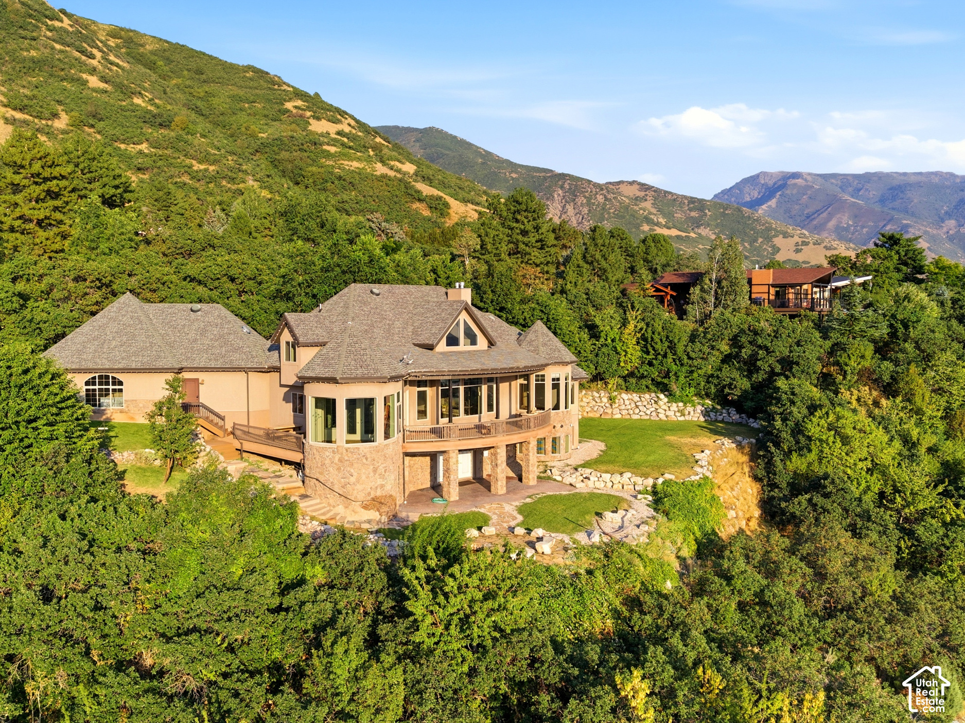 main property photo 50