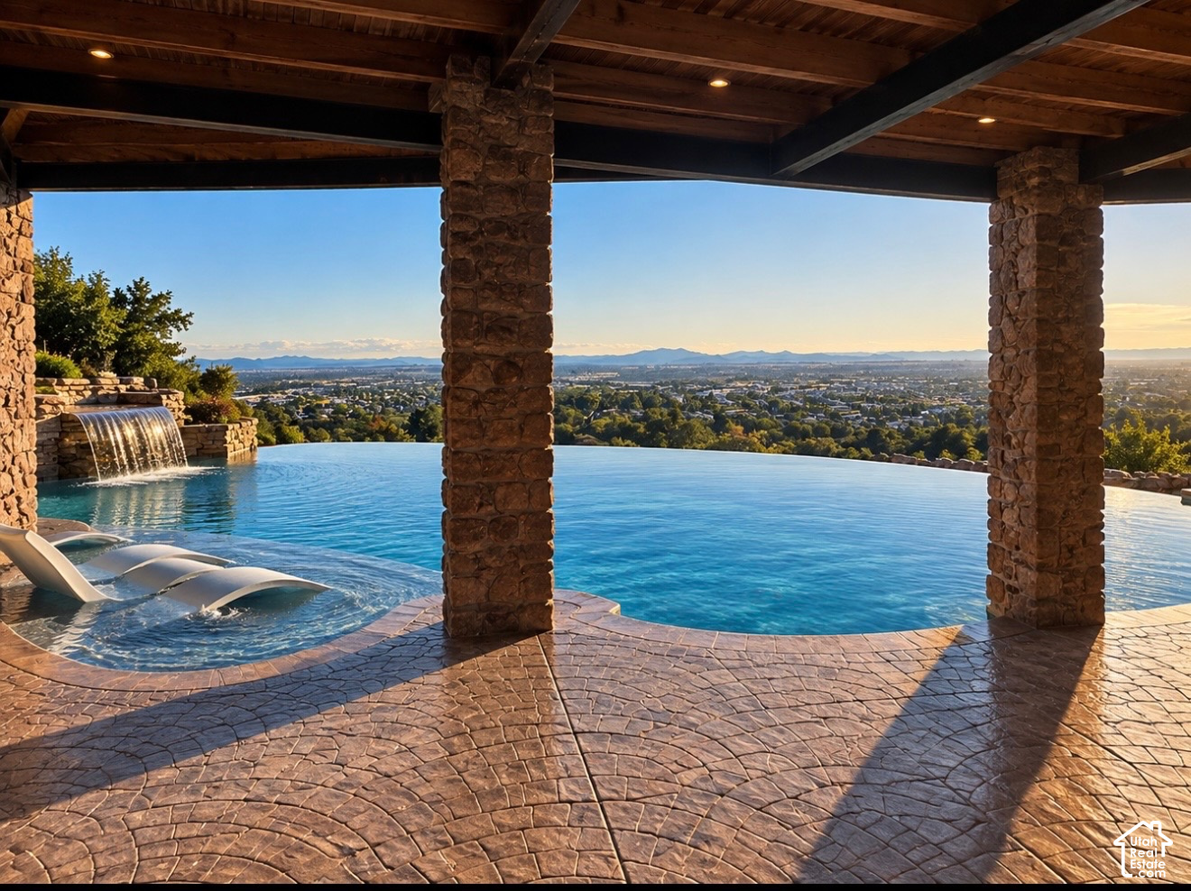 main property photo 59