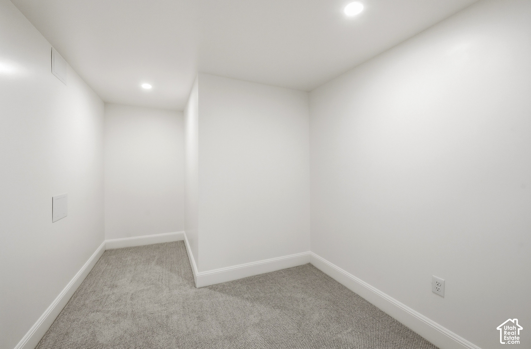 main property photo 75