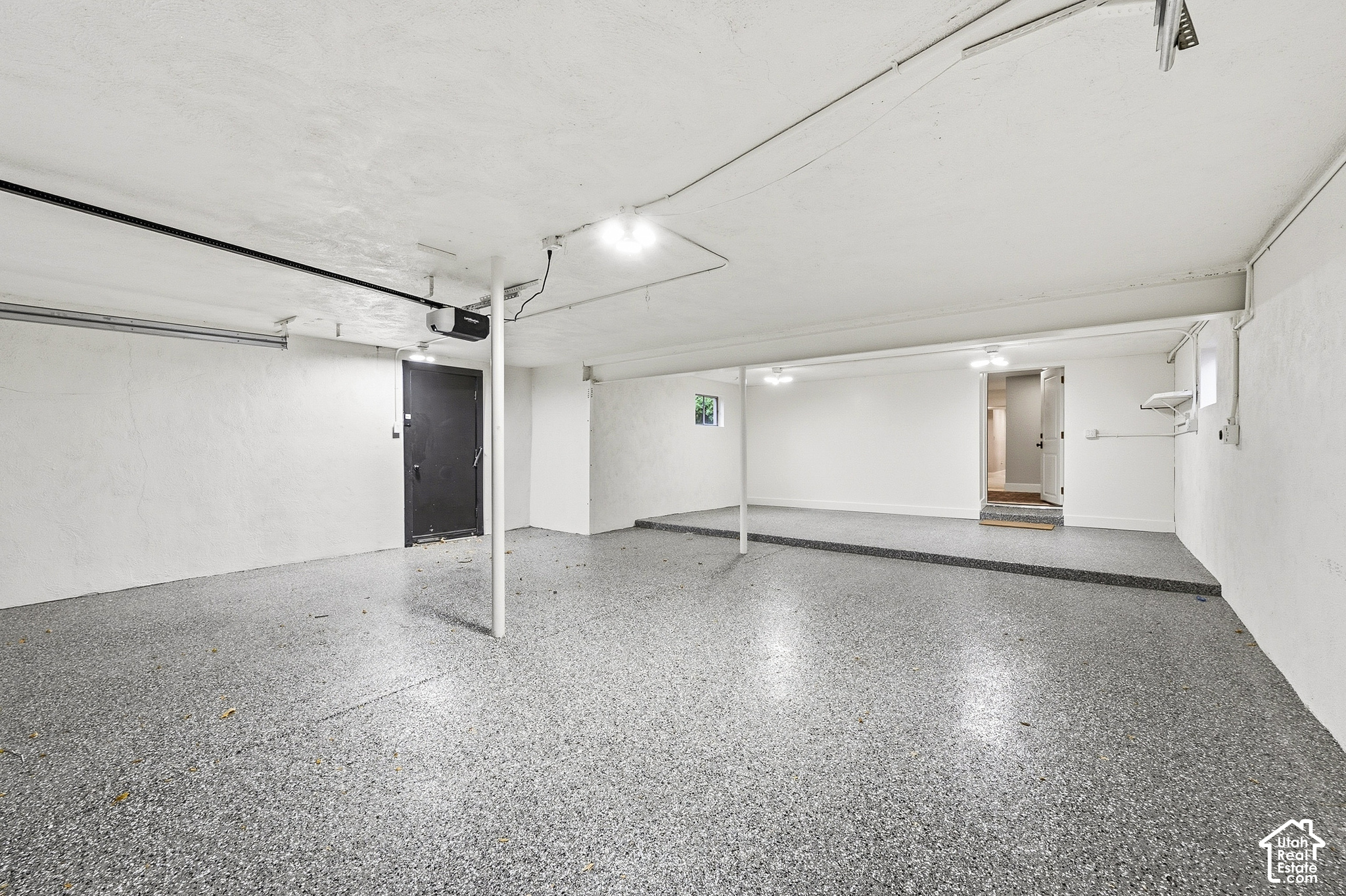 main property photo 80