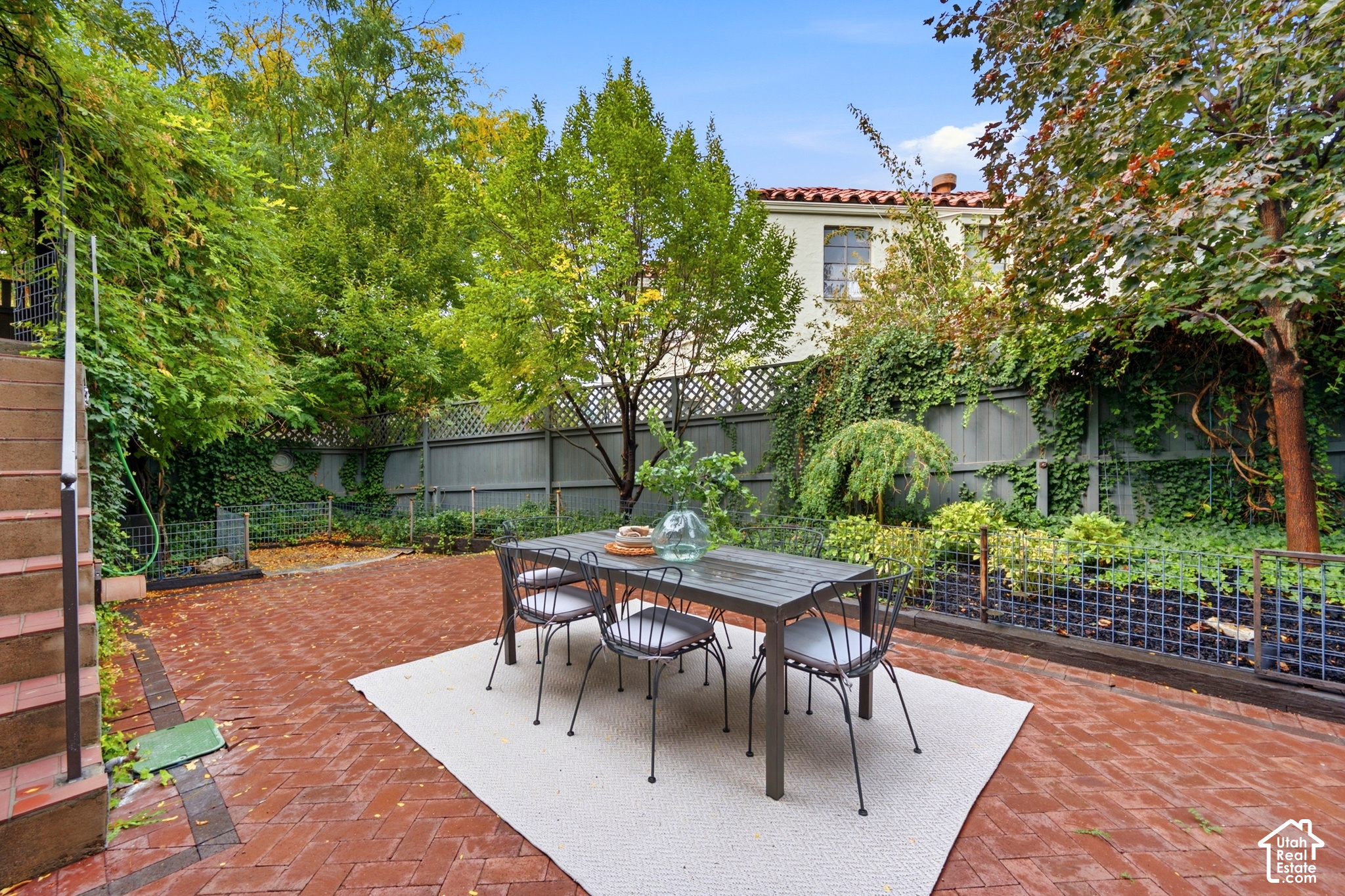 main property photo 86