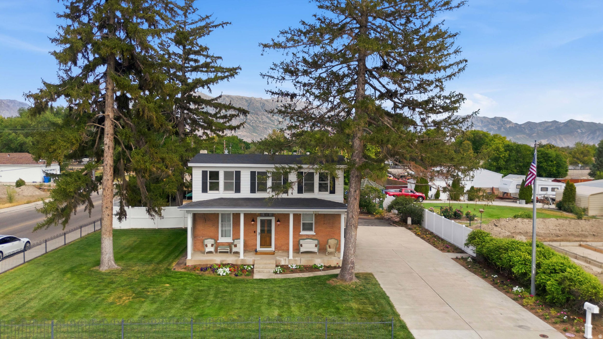main property photo 44