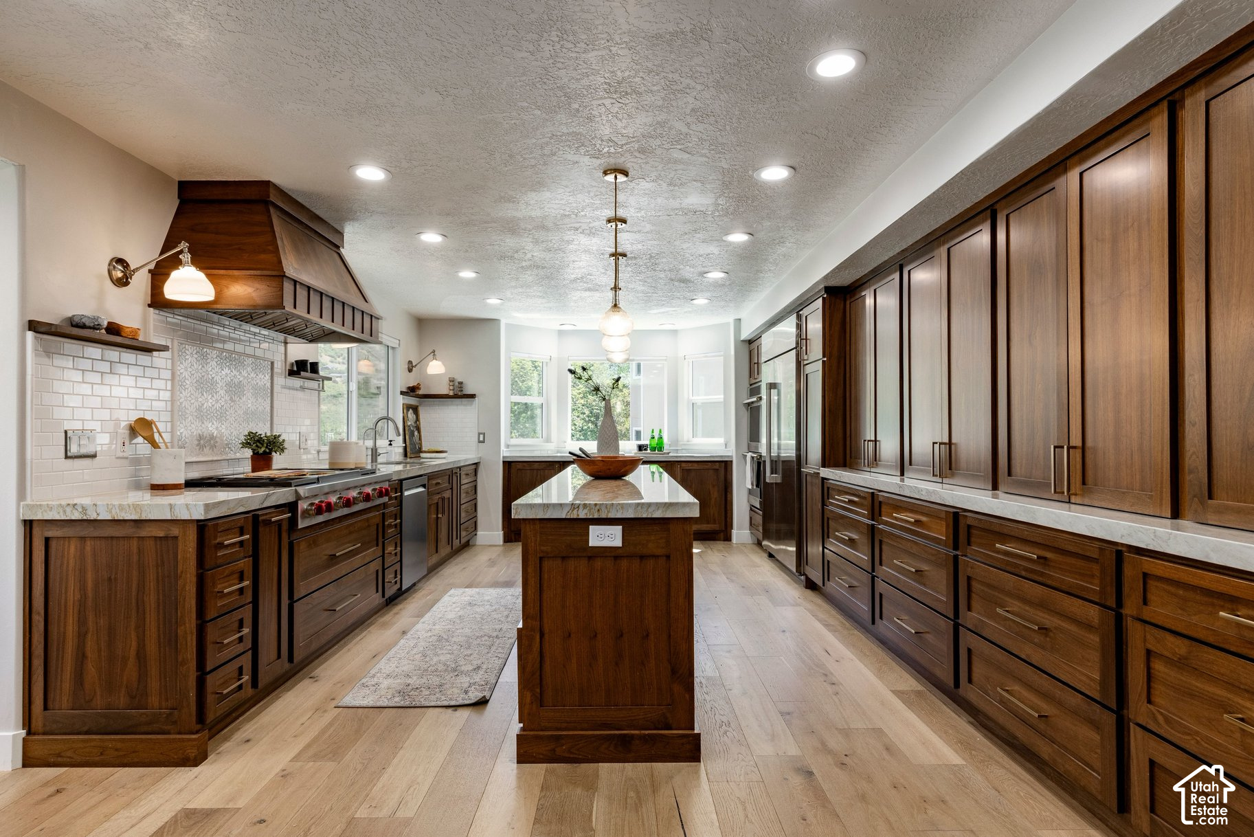 property viewer photo 13