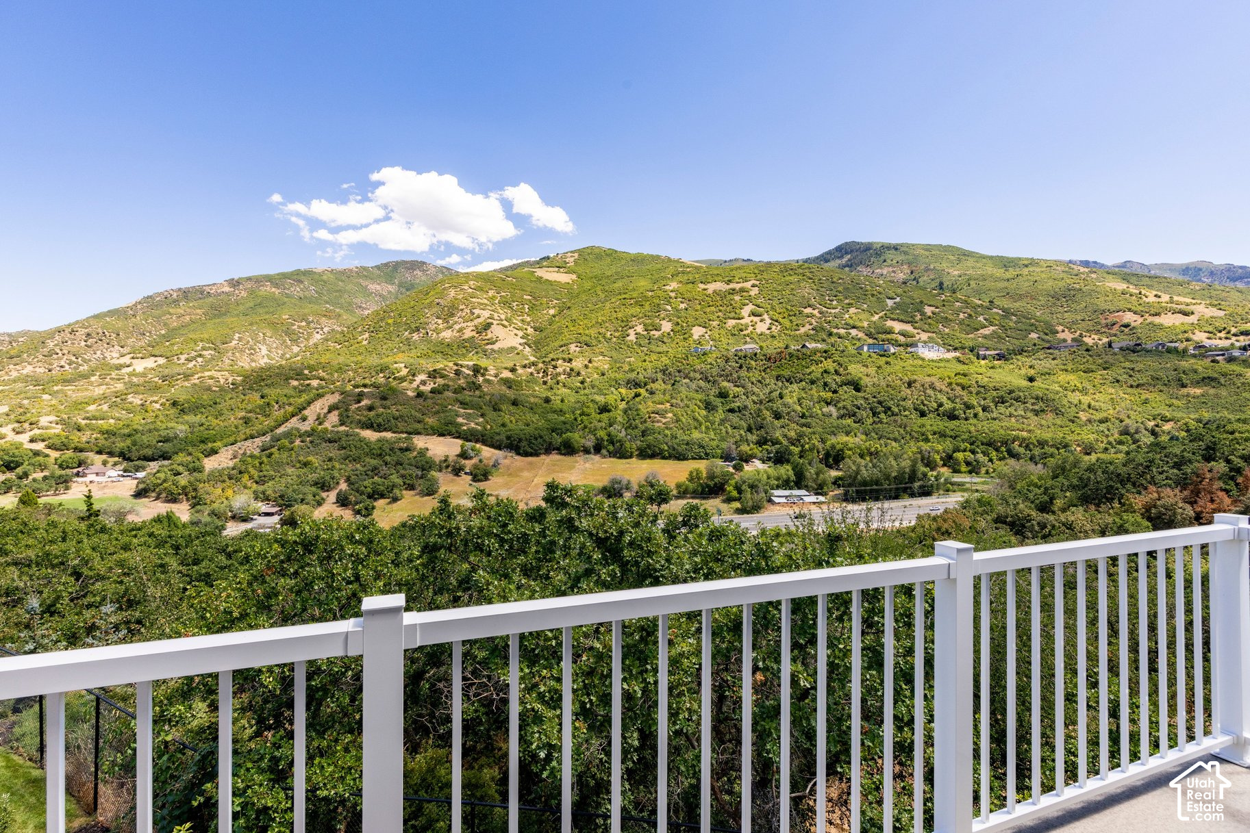 property viewer photo 26